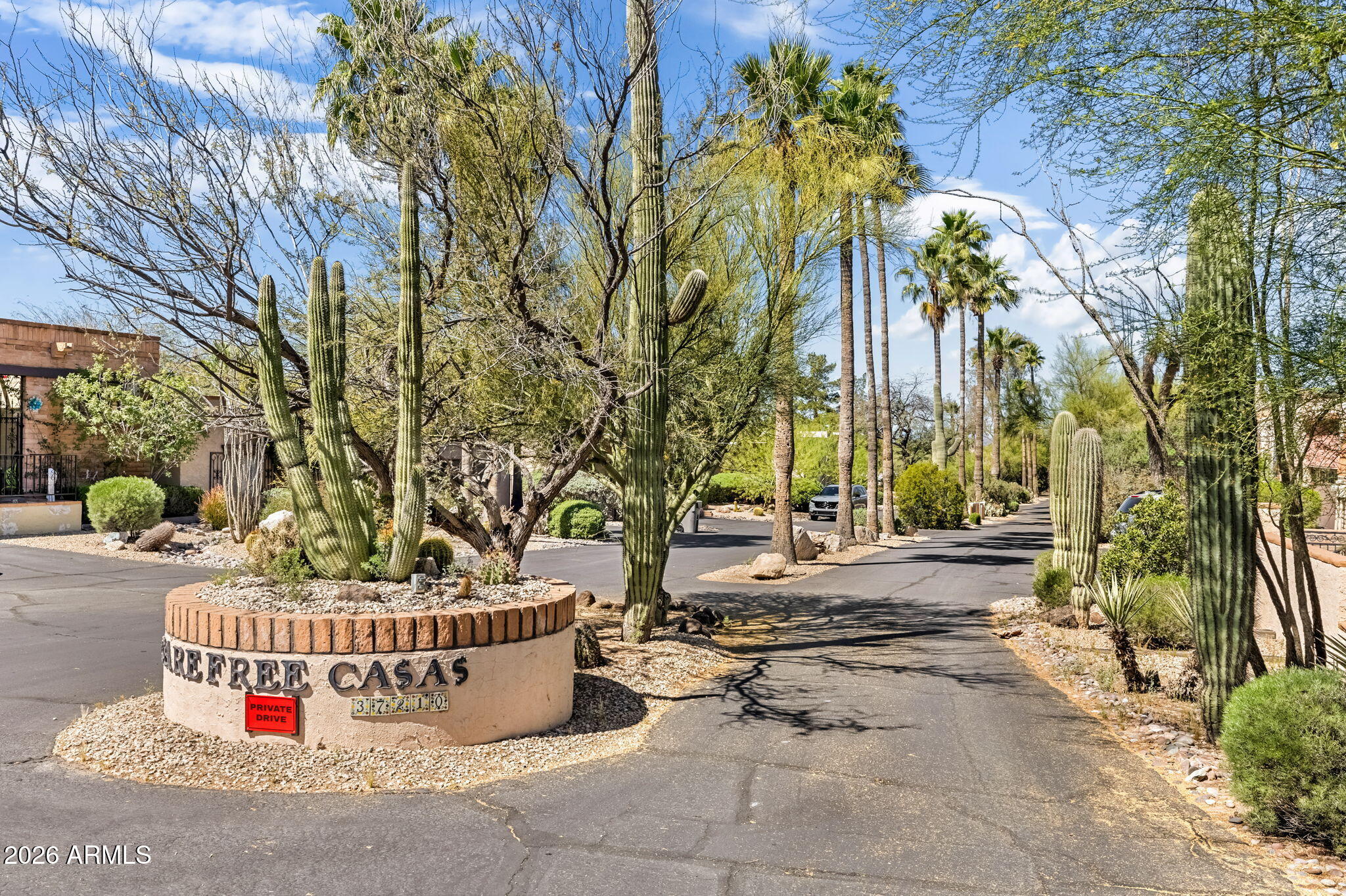 CAREFREE CASAS - Residential