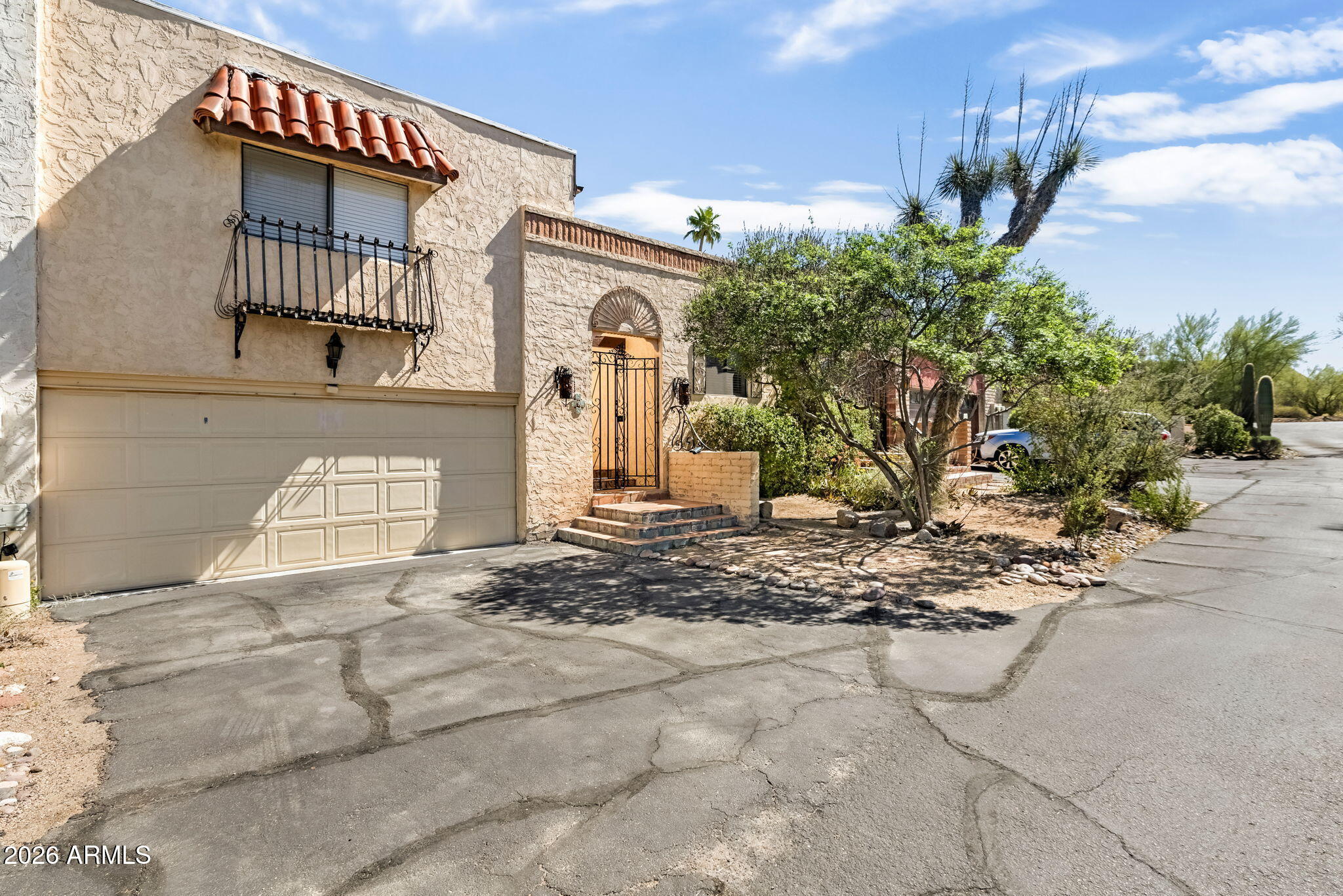CAREFREE CASAS - Residential
