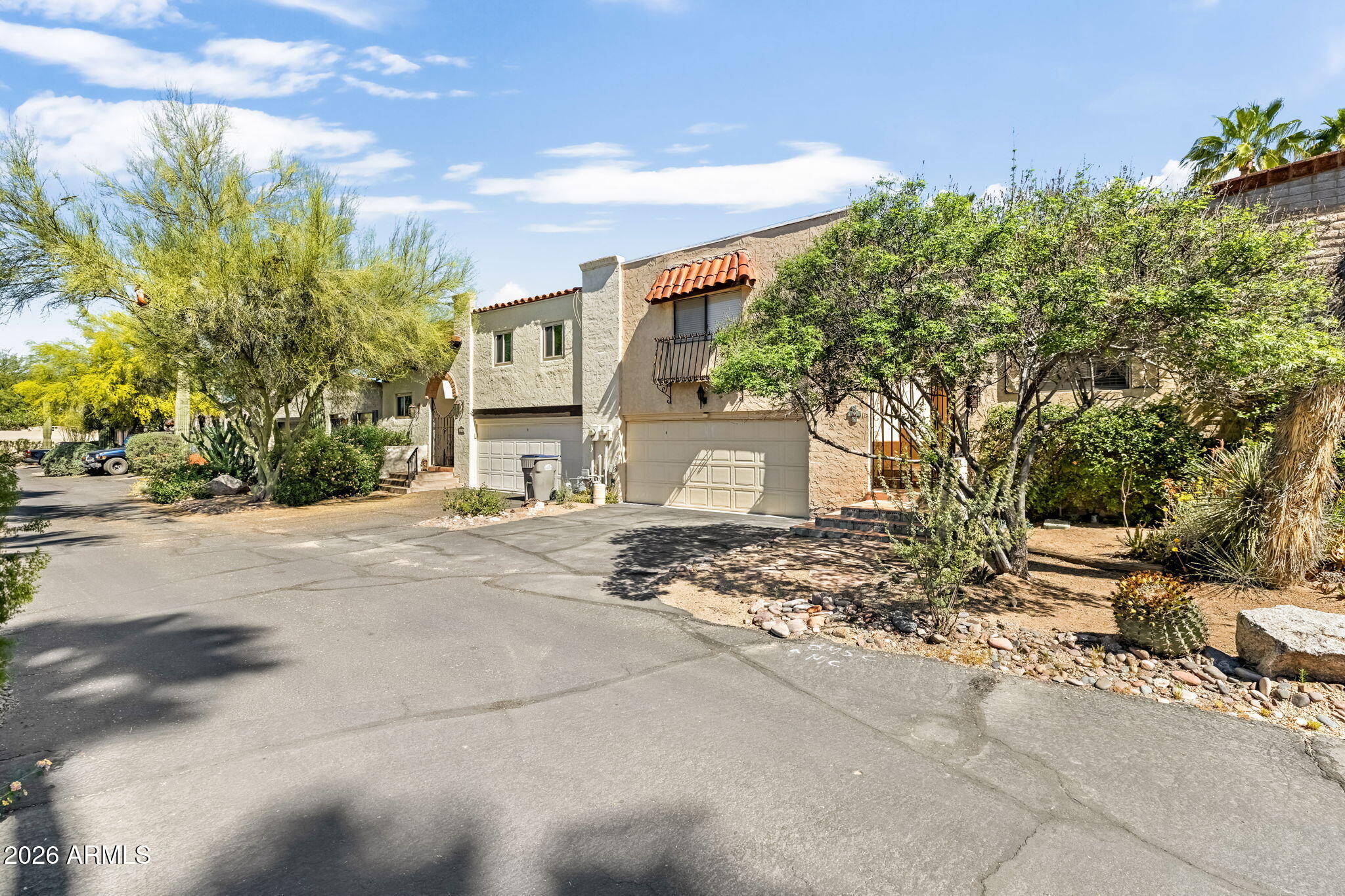CAREFREE CASAS - Residential