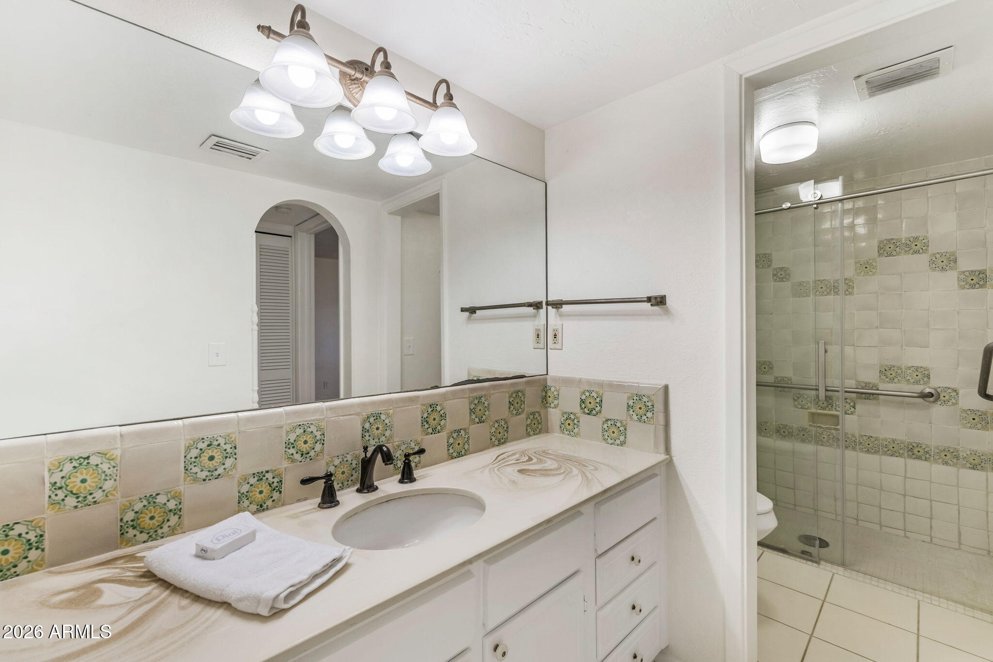 CAREFREE CASAS - Residential