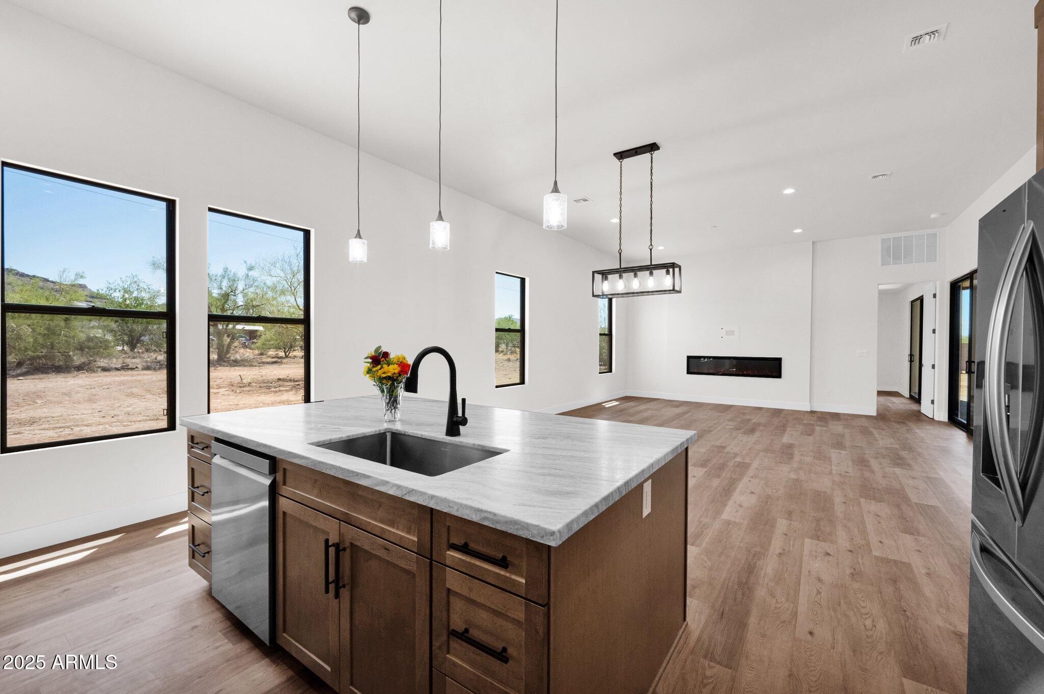 Move in Ready - New Custom - Huge Acre - 3 Car Garage - Residential