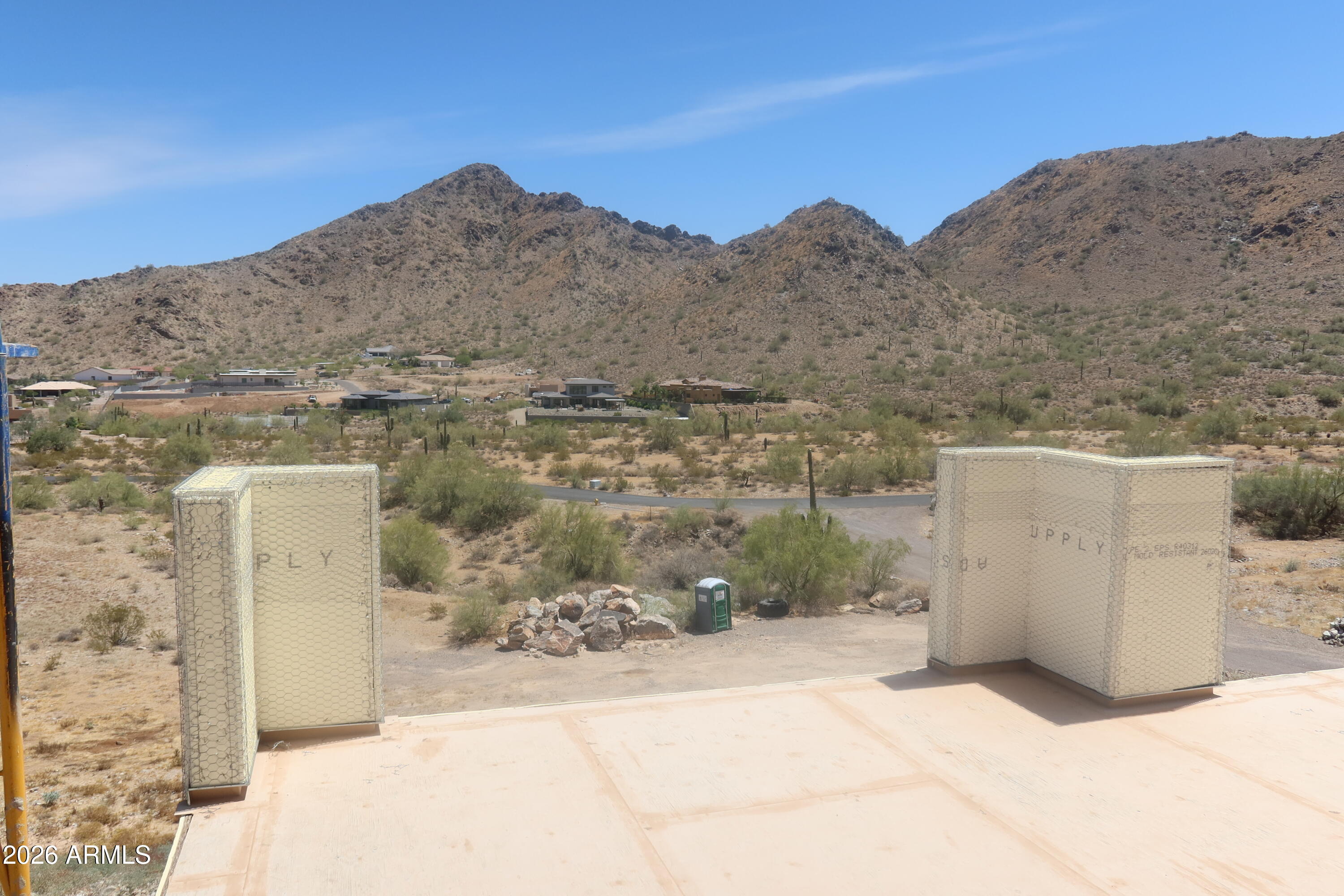 THAT PORTION OF THE NORTHEAST QUARTER OF SECTION 09.. 1.27 ACRES NO HOA! - Residential