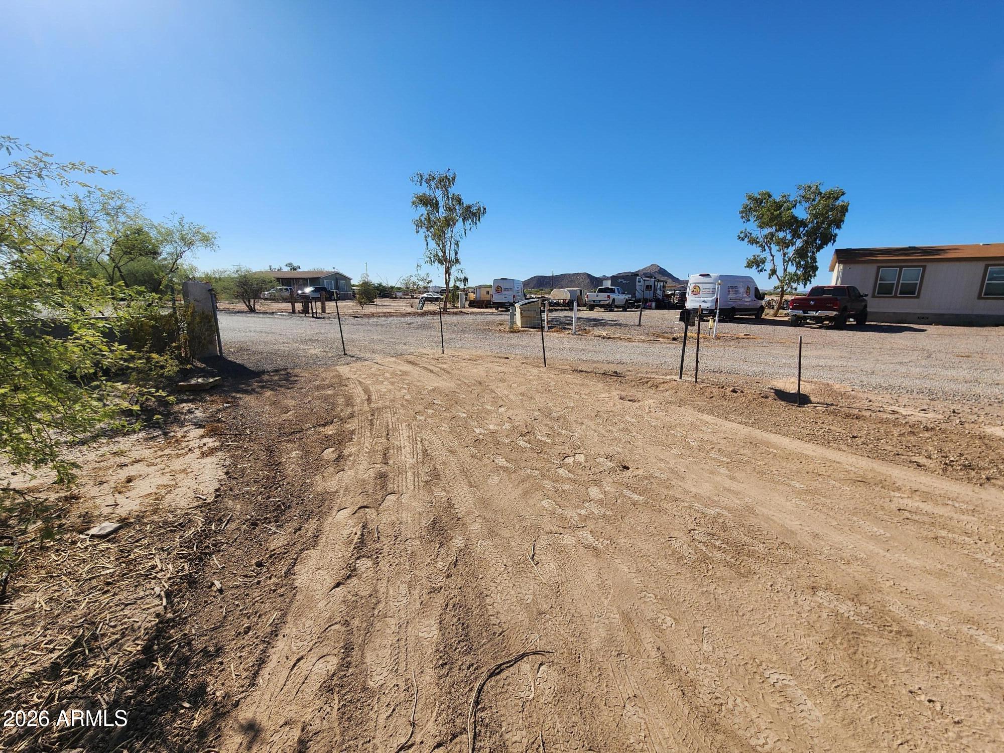 A PORTION OF THE SOUTHWEST QUARTER OF SECTION 05, - Land