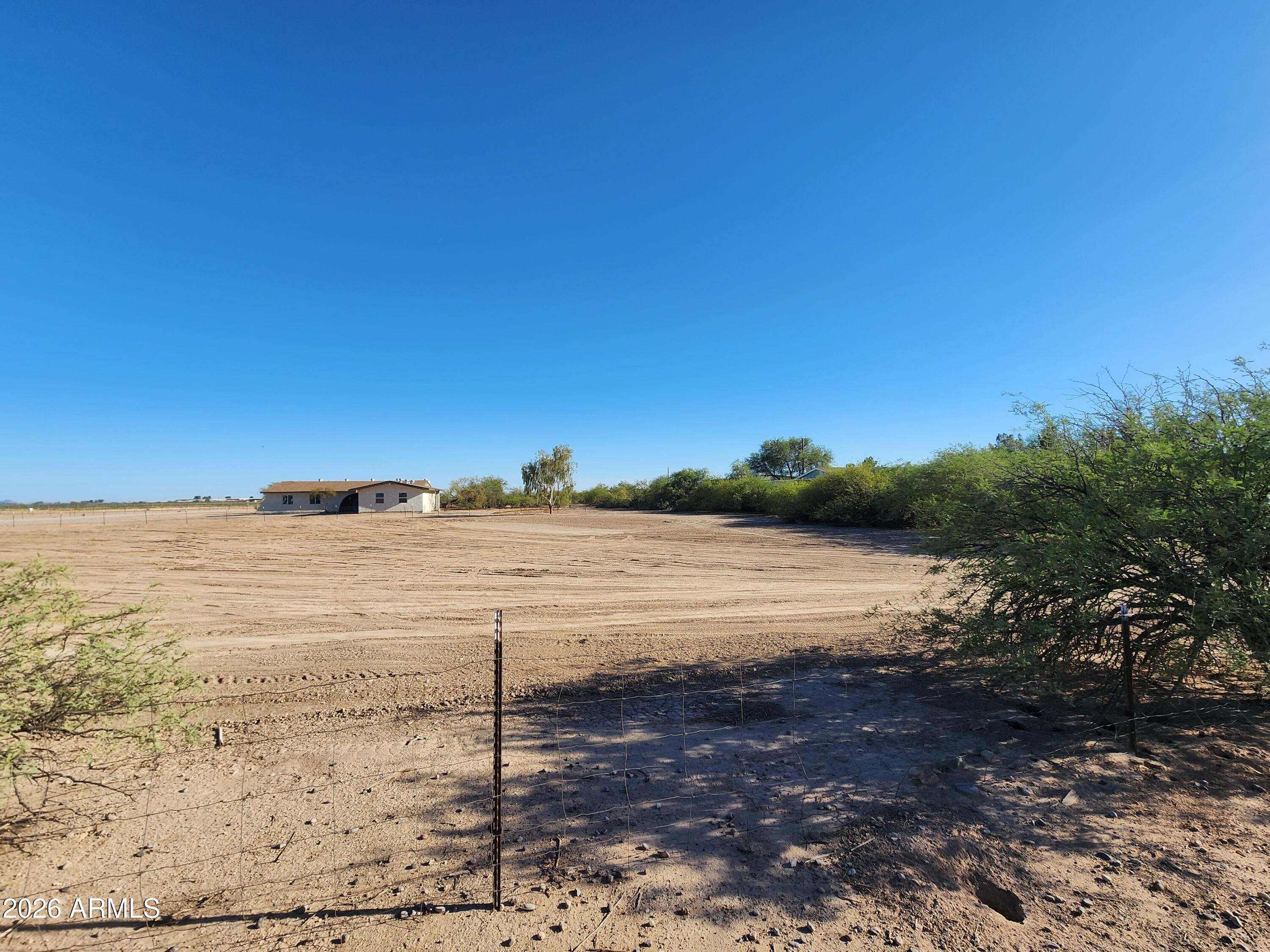 A PORTION OF THE SOUTHWEST QUARTER OF SECTION 05, - Land