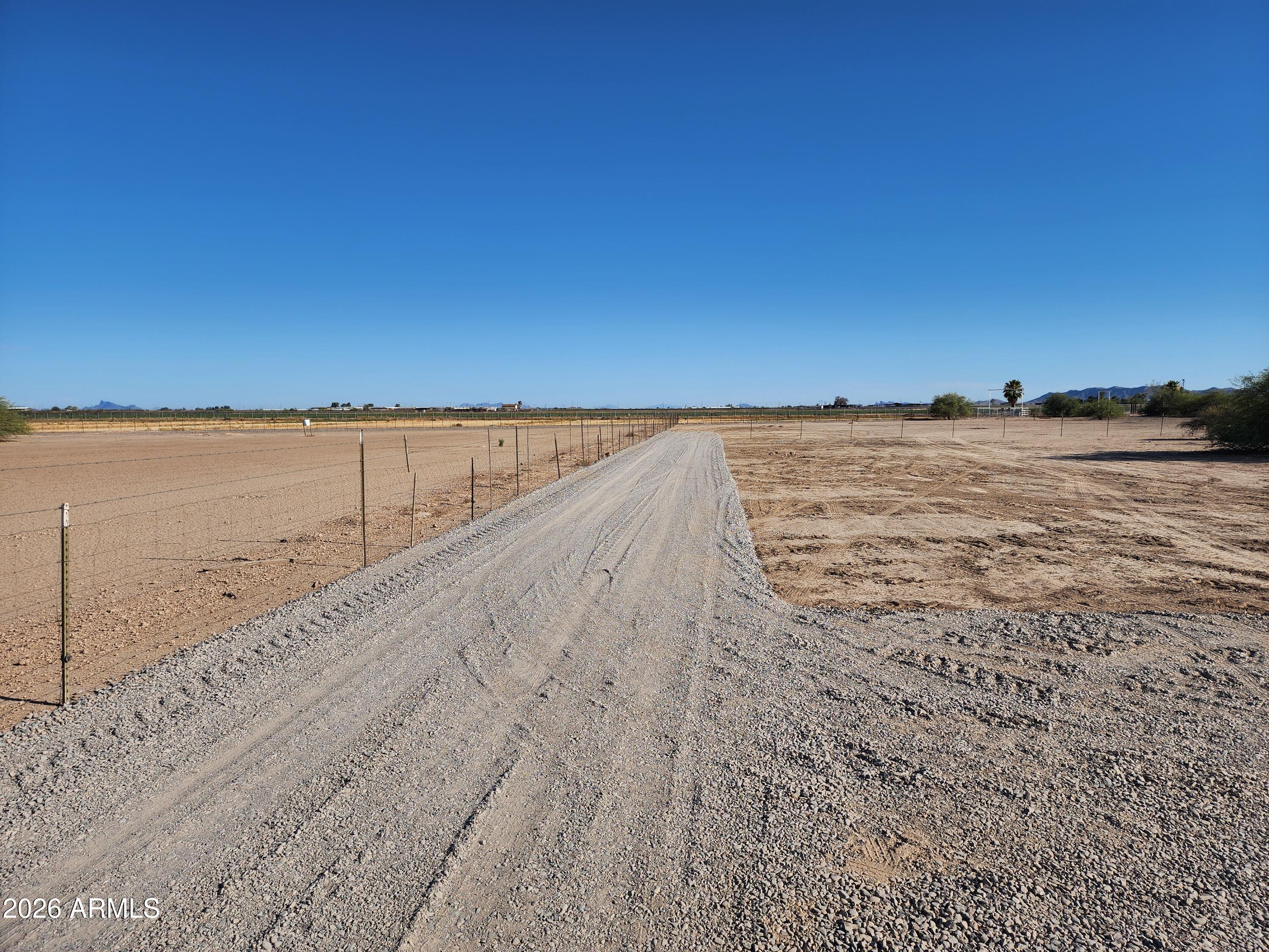 A PORTION OF THE SOUTHWEST QUARTER OF SECTION 05, - Land