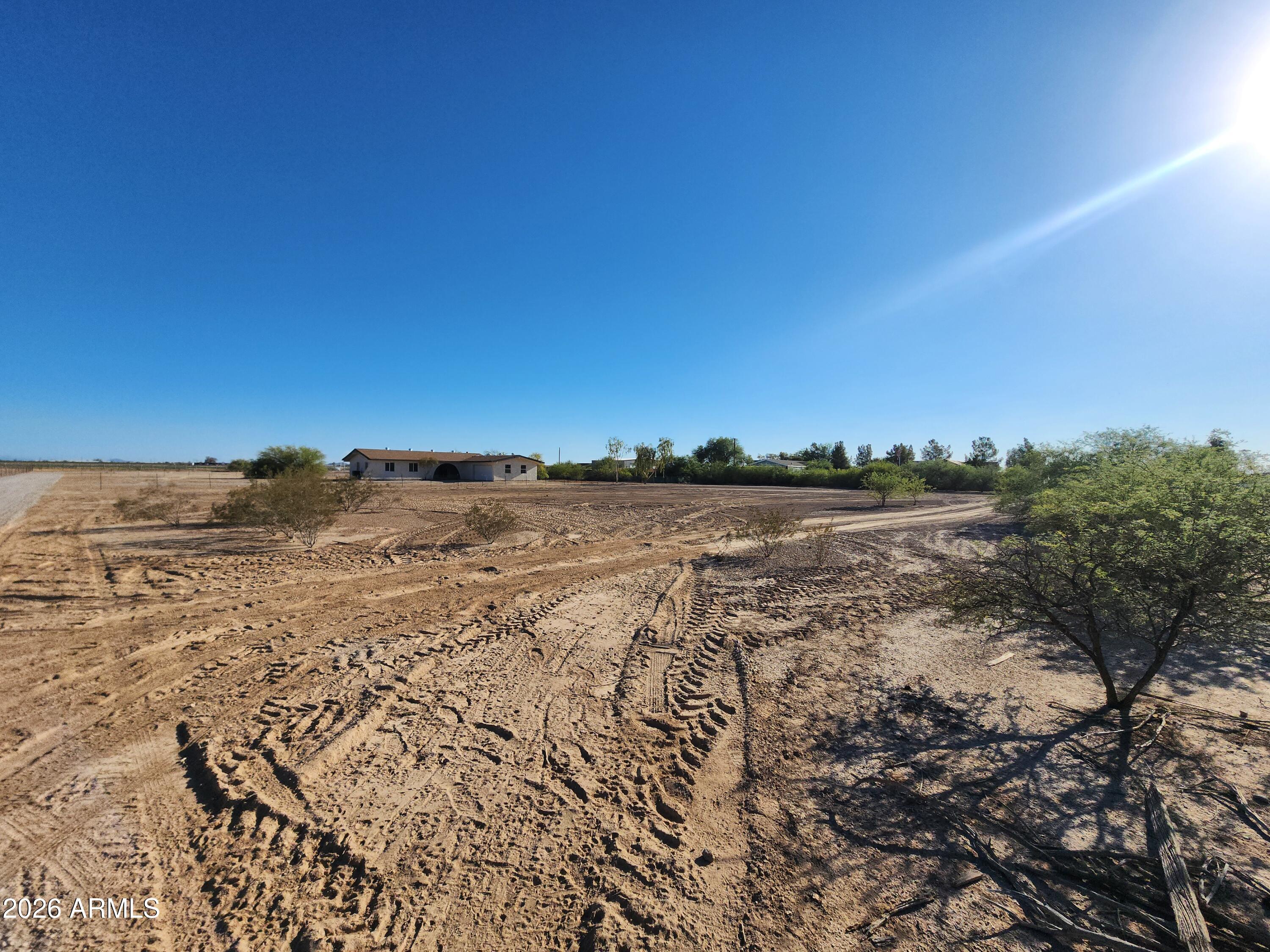 A PORTION OF THE SOUTHWEST QUARTER OF SECTION 05, - Land