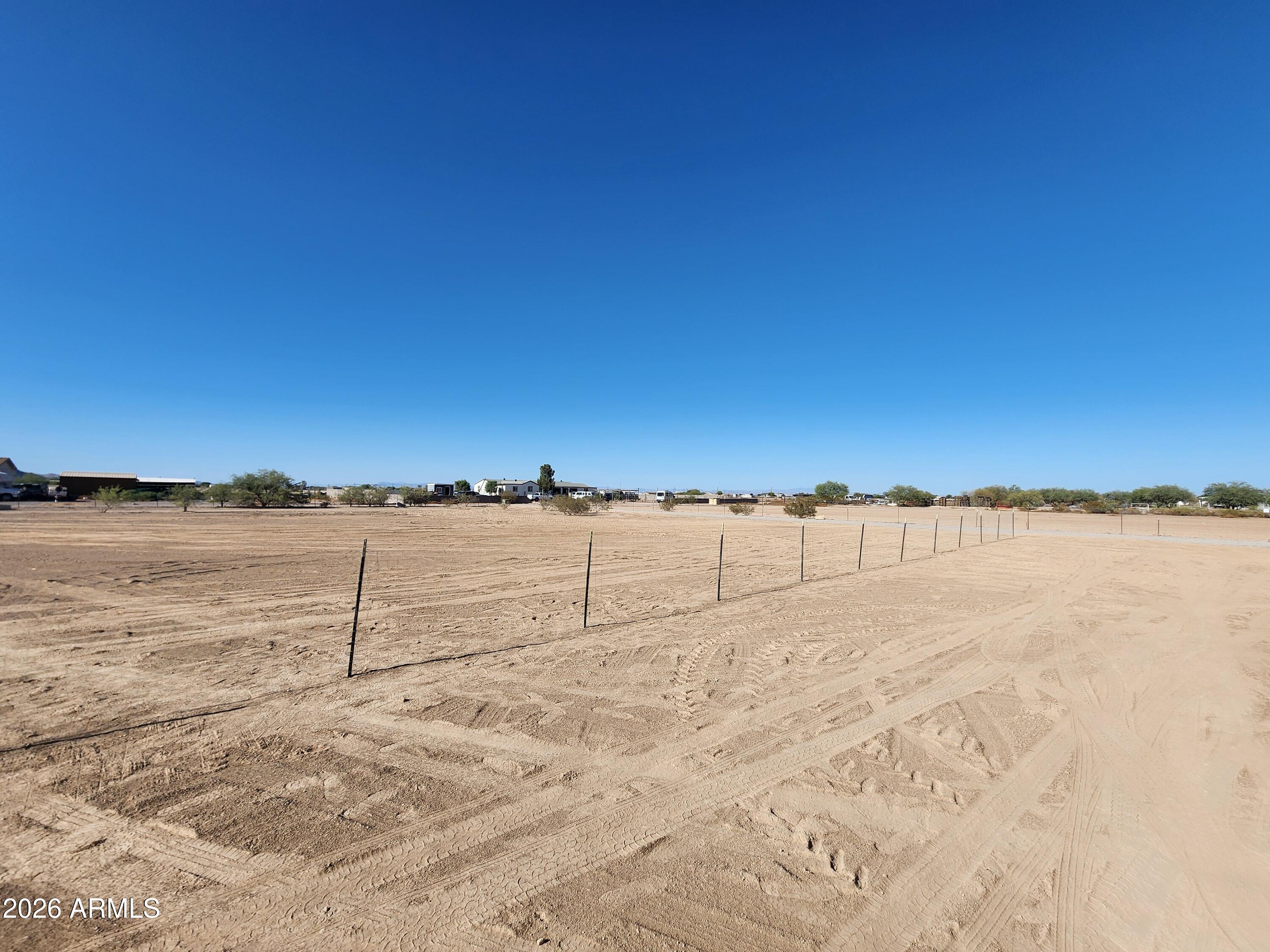 A PORTION OF THE SOUTHWEST QUARTER OF SECTION 05, - Land