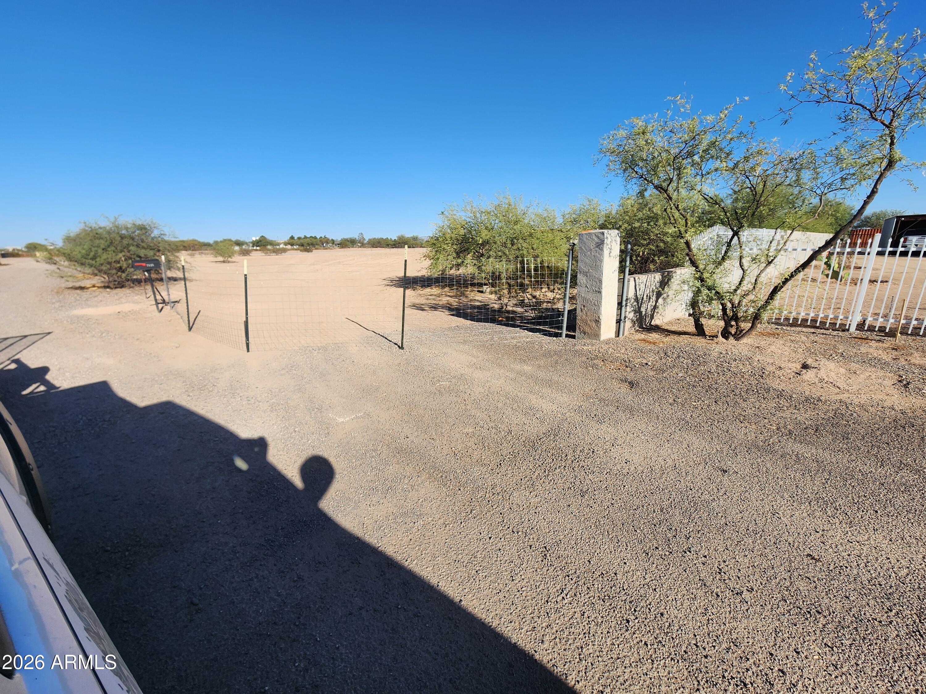 A PORTION OF THE SOUTHWEST QUARTER OF SECTION 05, - Land