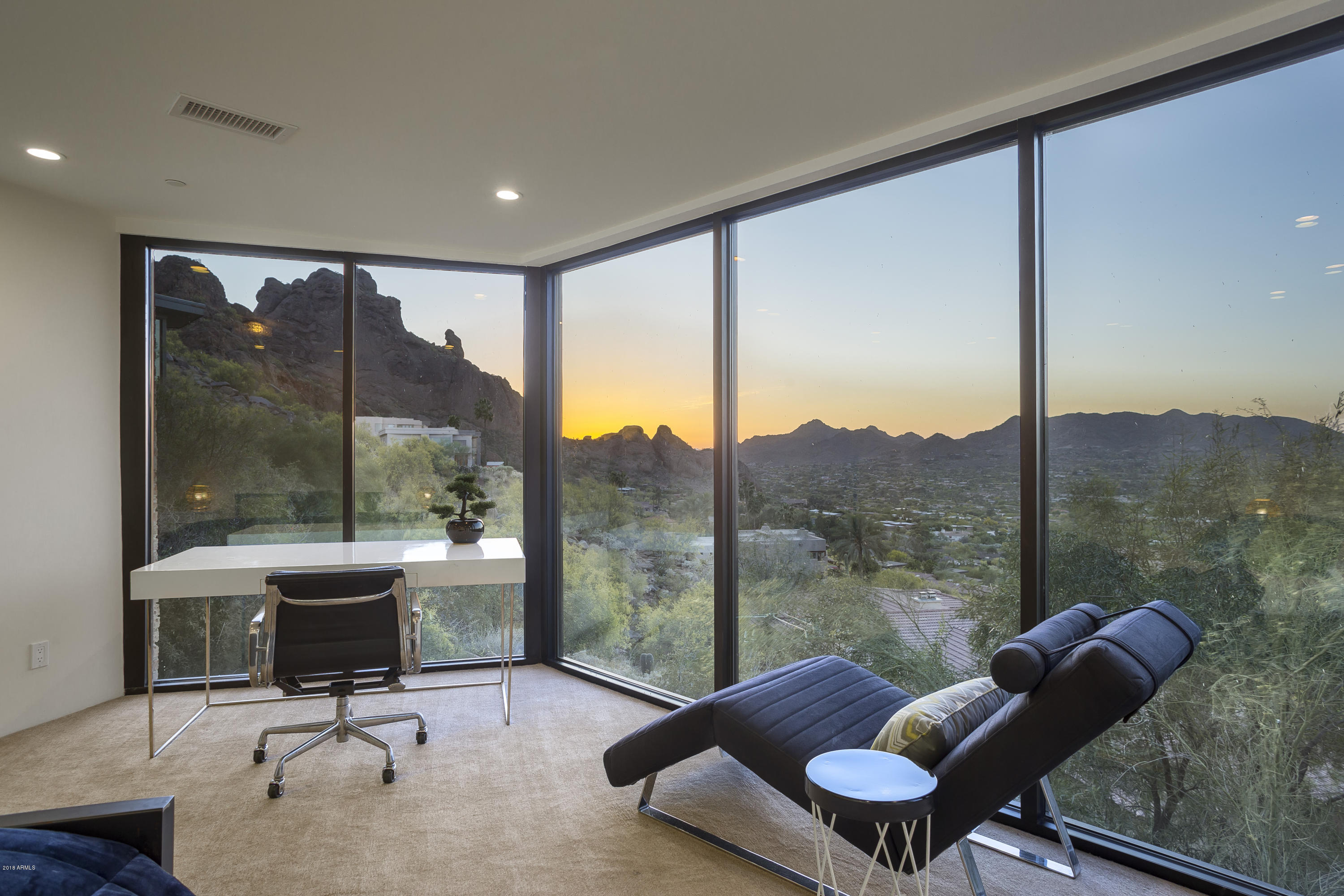 TENNIS RANCH ON CAMELBACK MCR 012435 - Residential