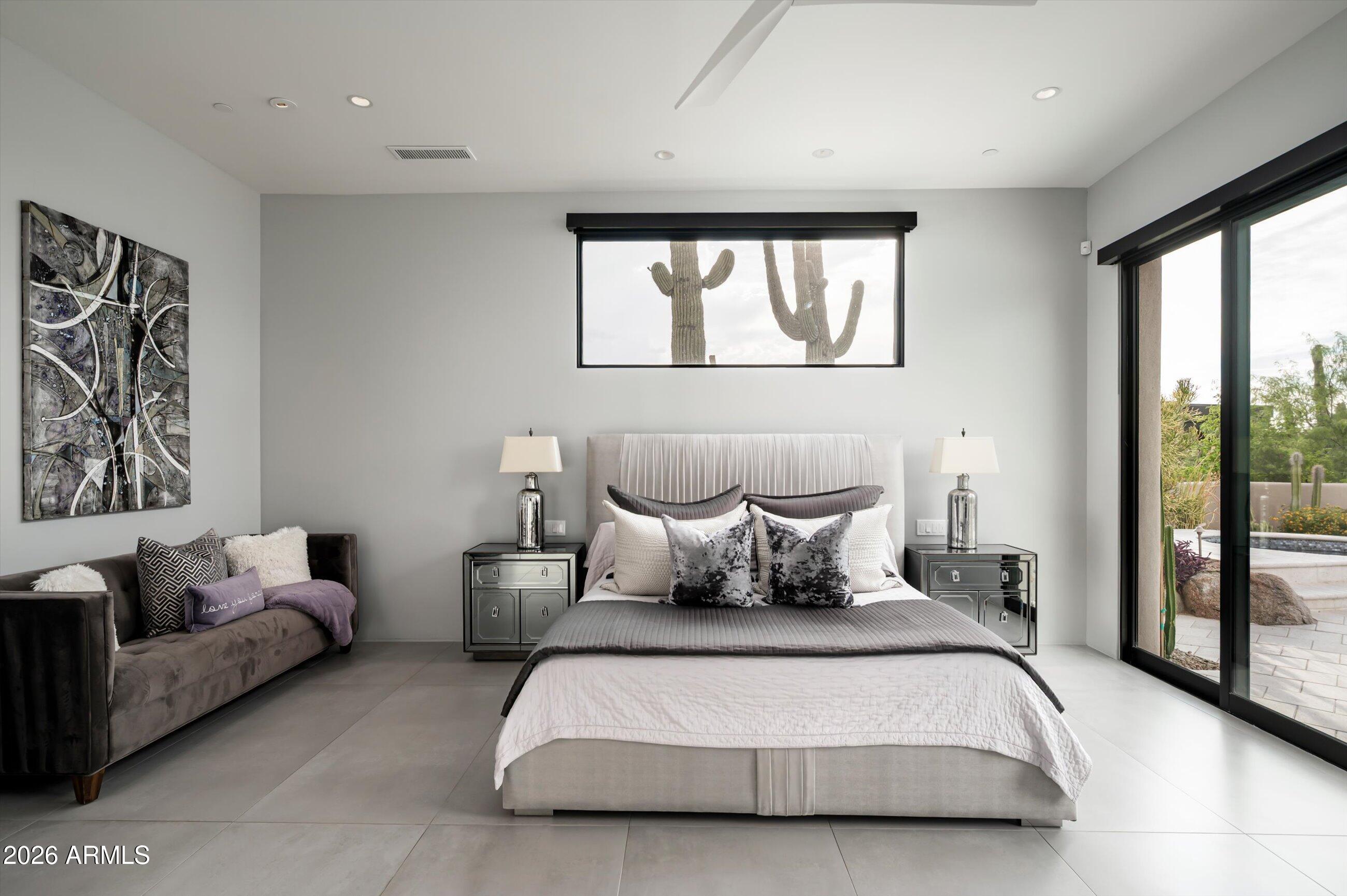 ESTANCIA - Residential