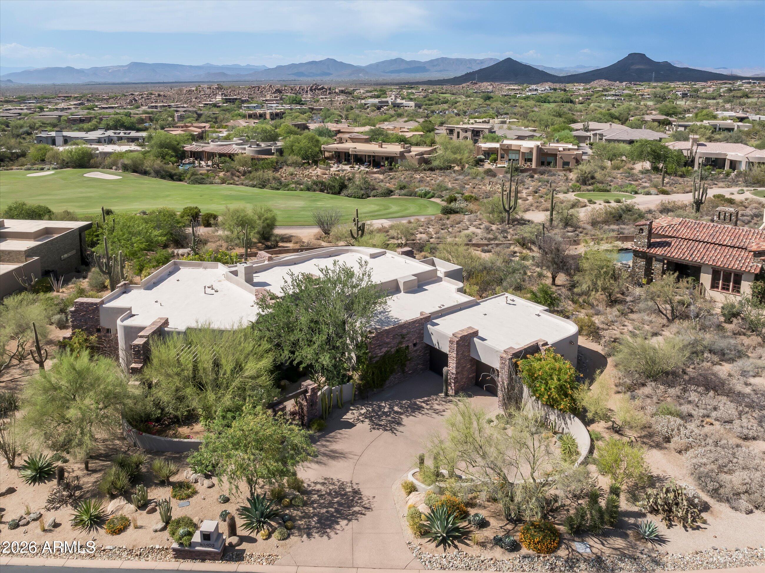 ESTANCIA - Residential
