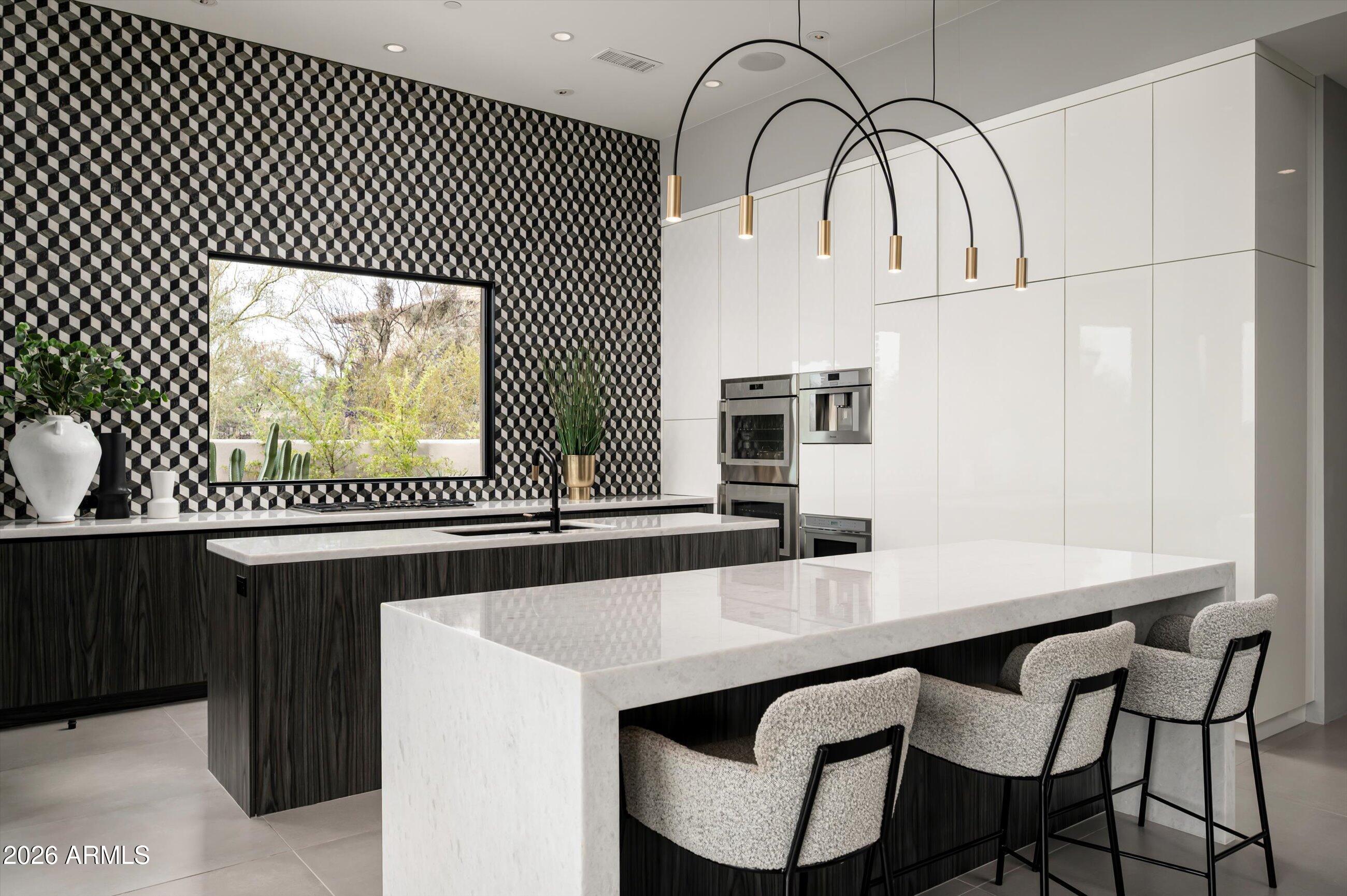 ESTANCIA - Residential