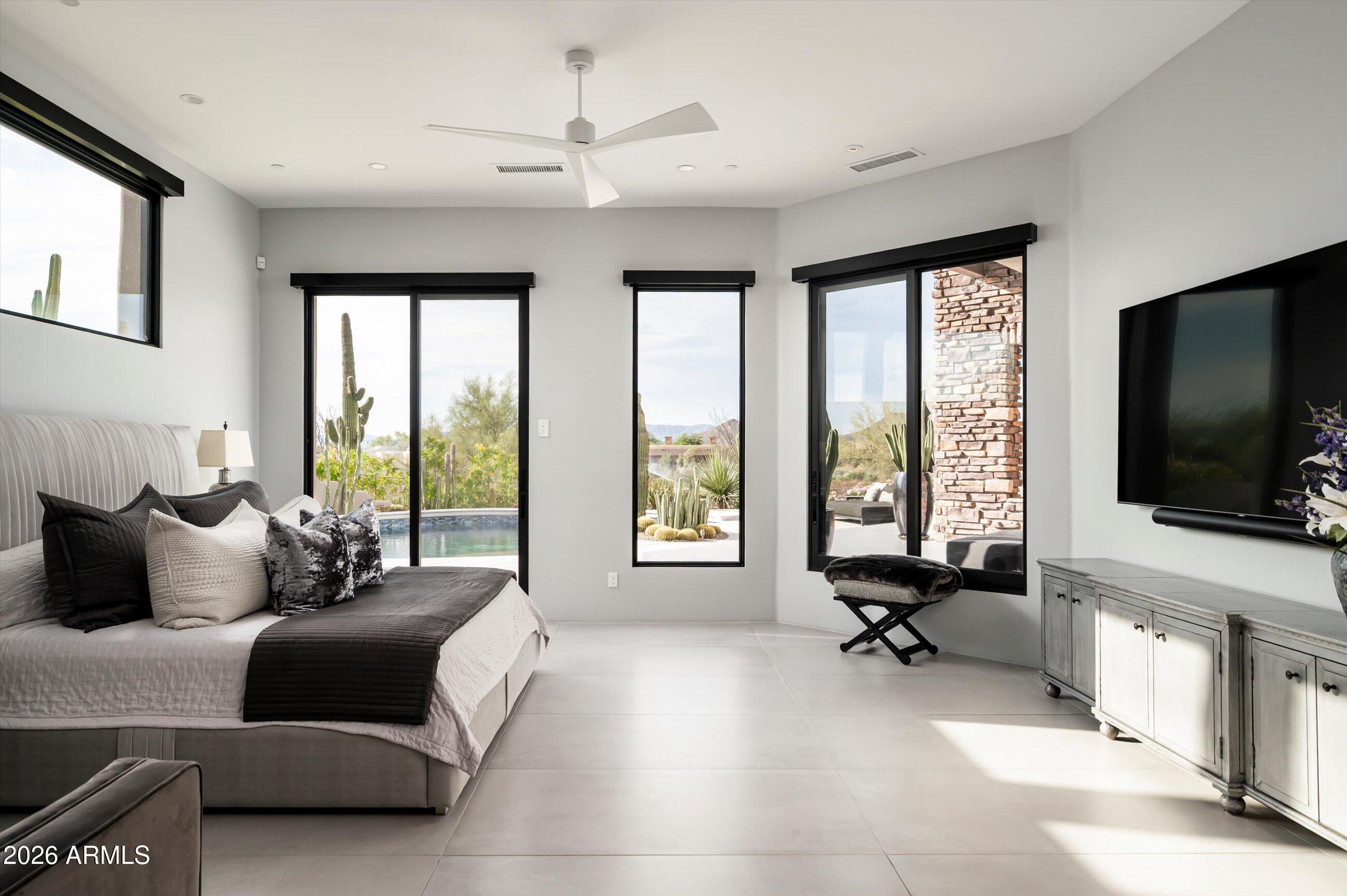 ESTANCIA - Residential