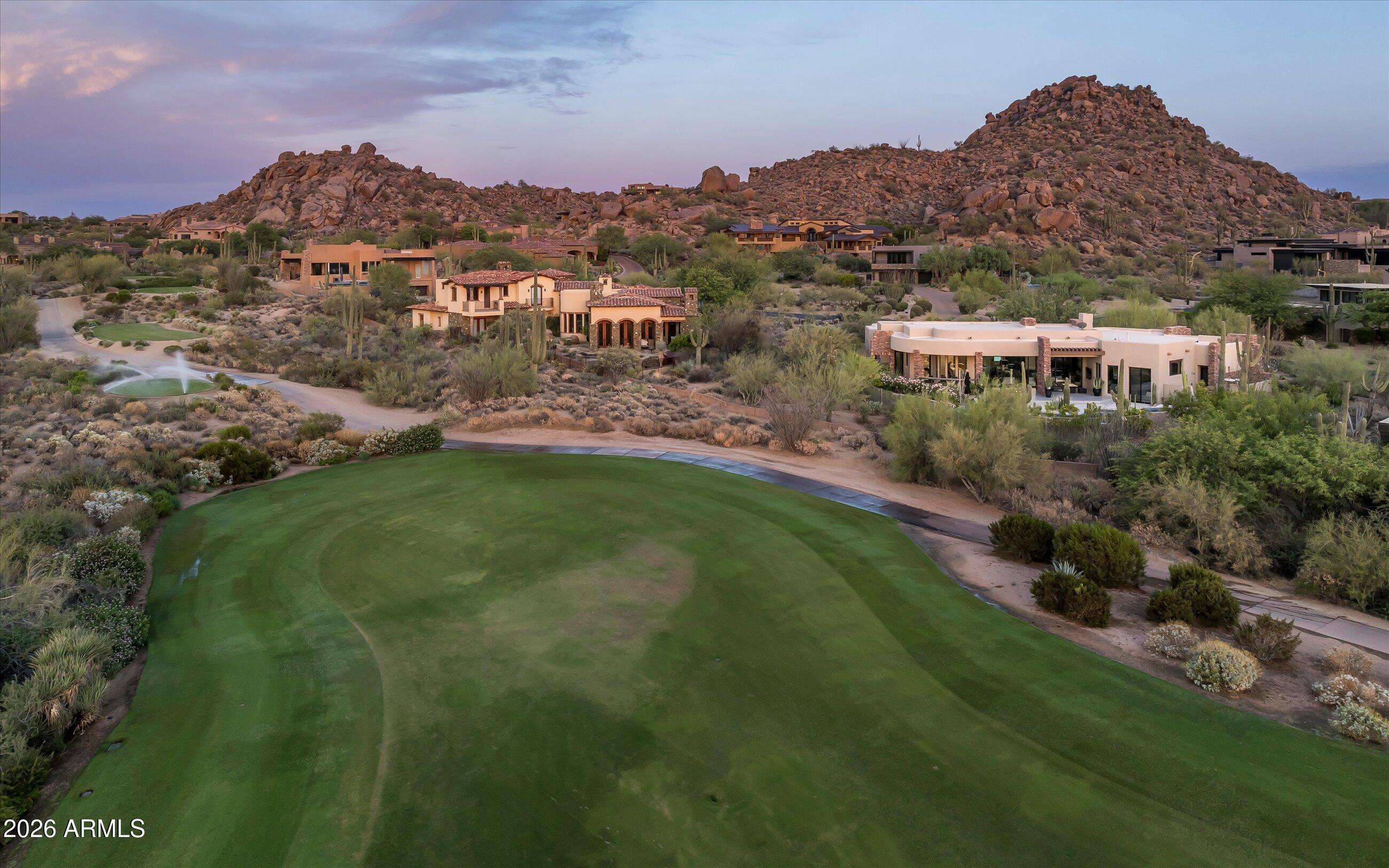 ESTANCIA - Residential