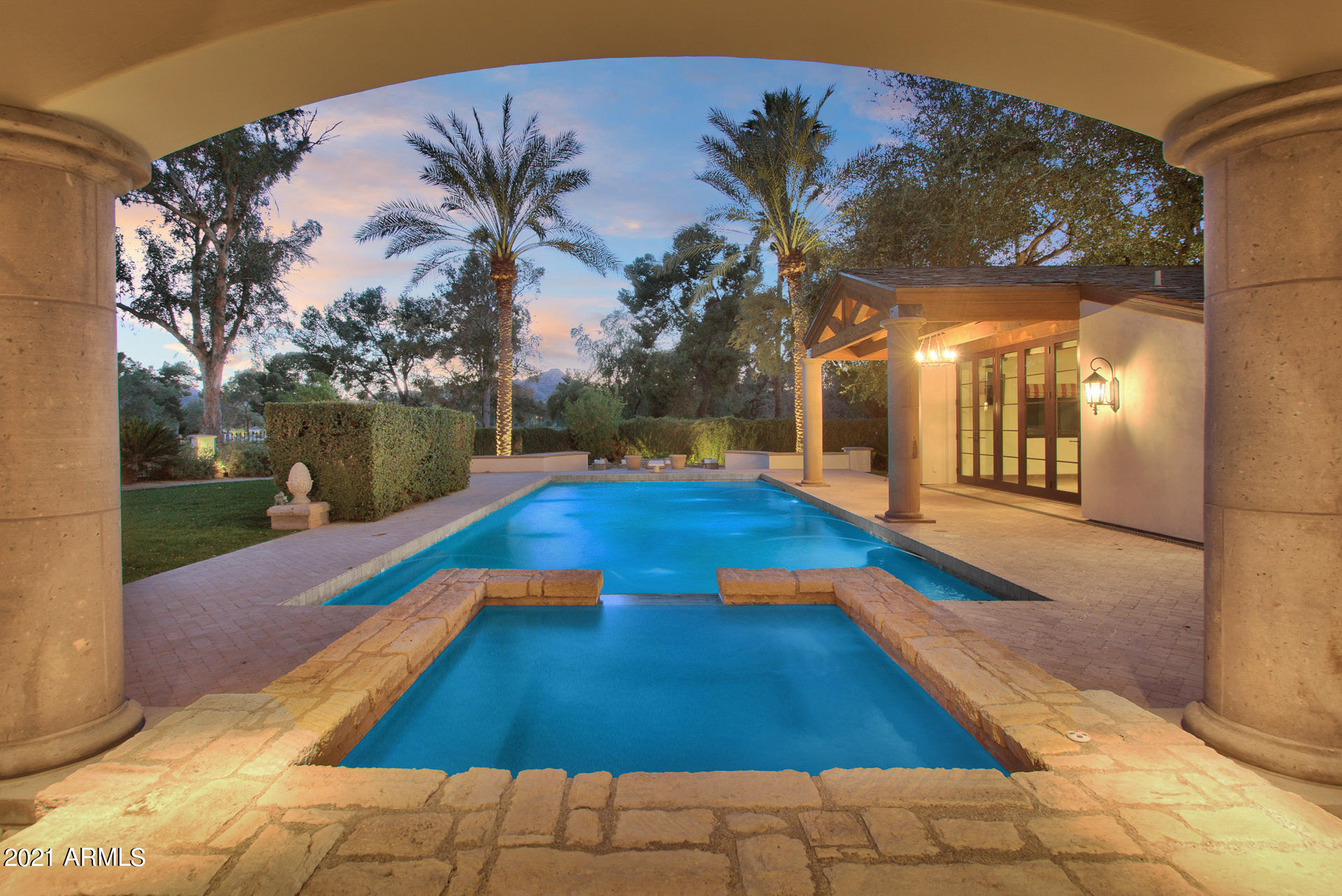 CAMELBACK COUNTRY CLUB ESTATES 5 LOT 109-133 - Residential