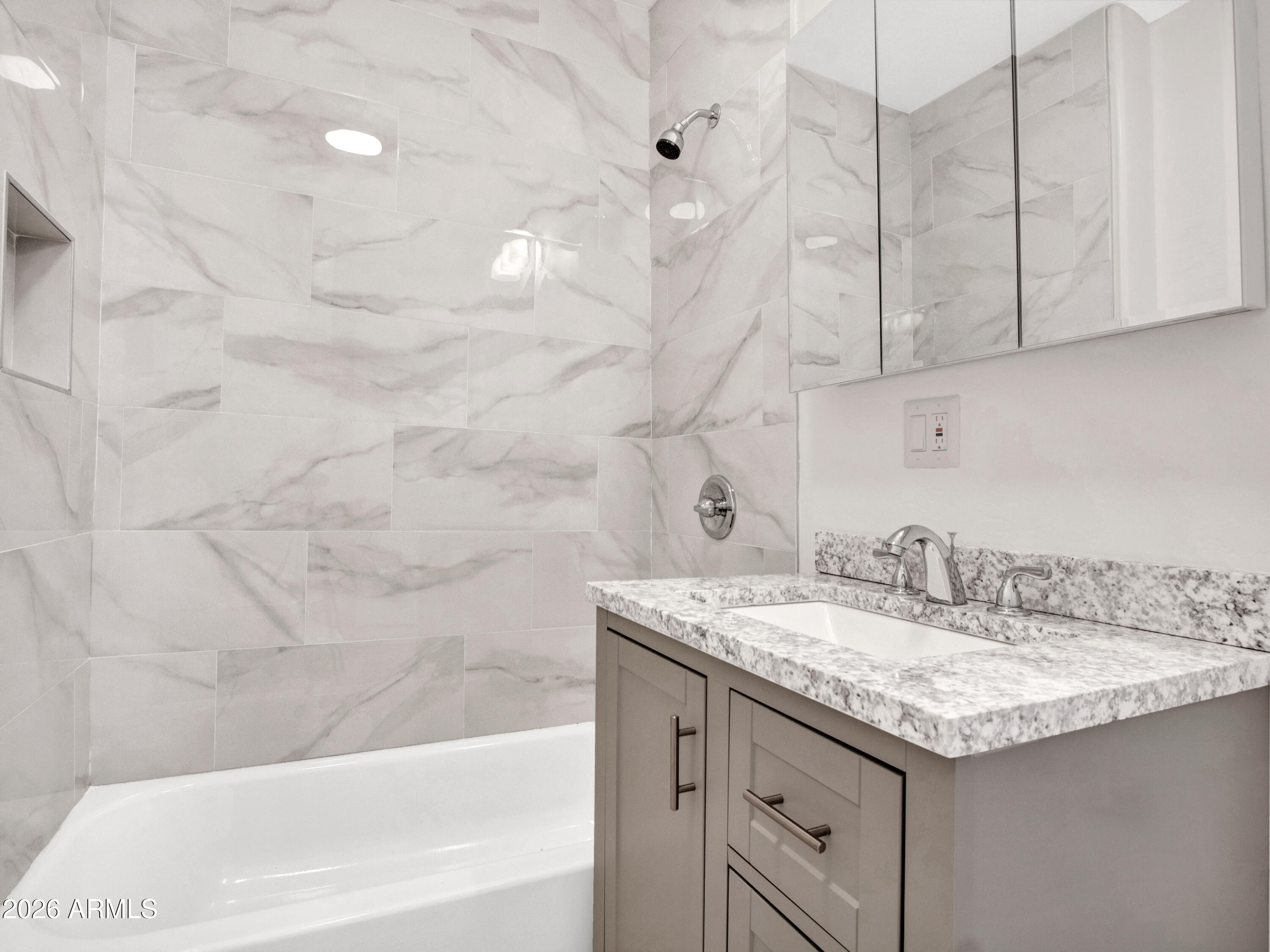 ANTHEM COUNTRY CLUB UNIT 2 CYPRESS POINT AMD - Residential