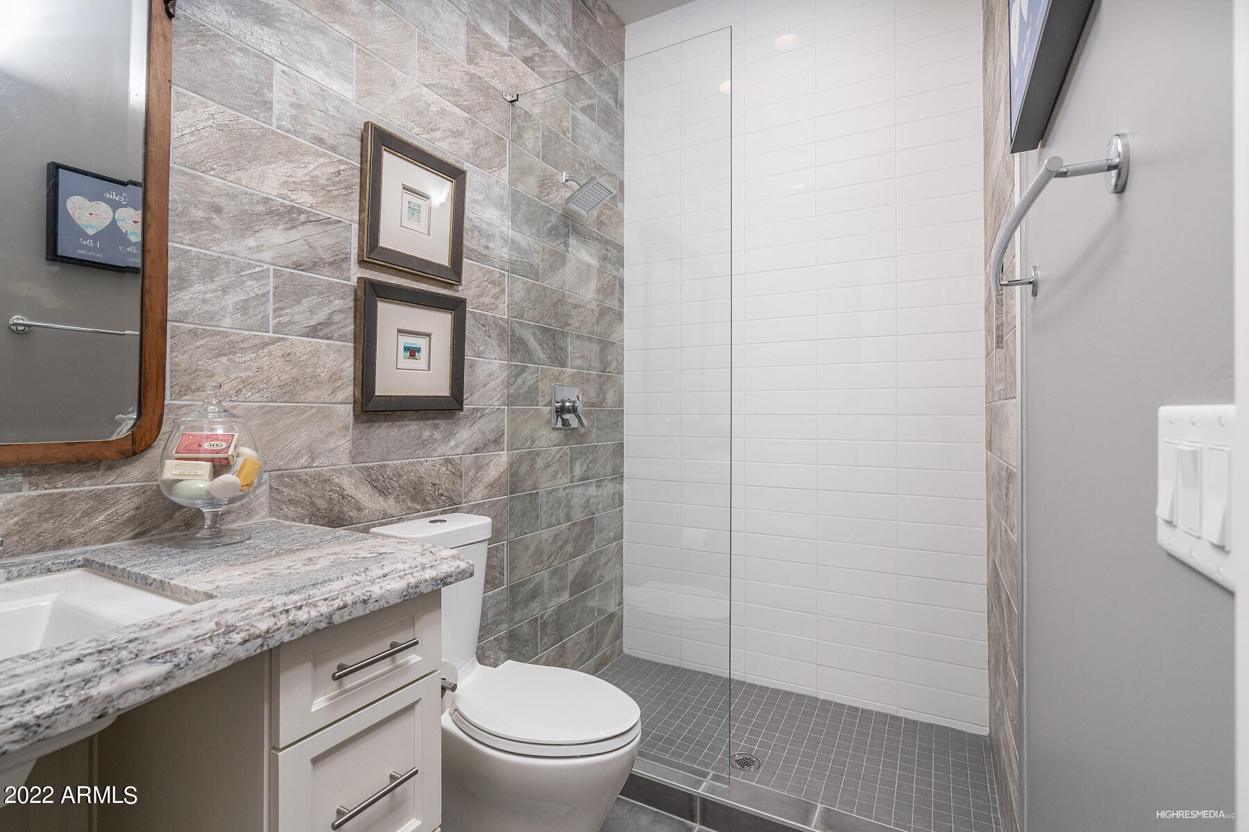 SIERRA BOULDERS - Residential