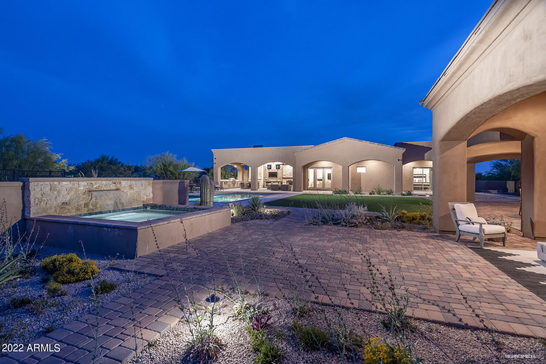 SIERRA BOULDERS - Residential