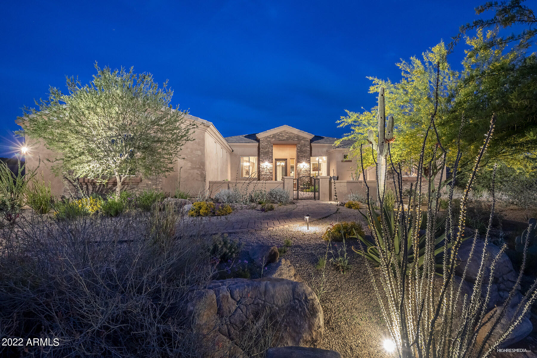 SIERRA BOULDERS - Residential