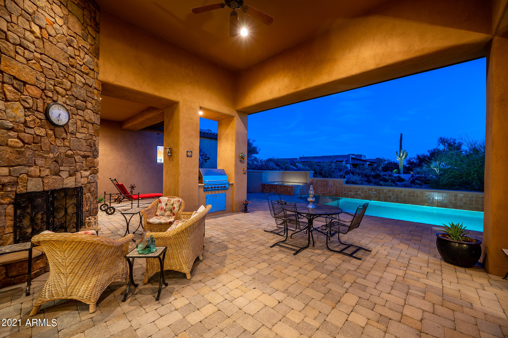 DESERT MOUNTAIN - Residential