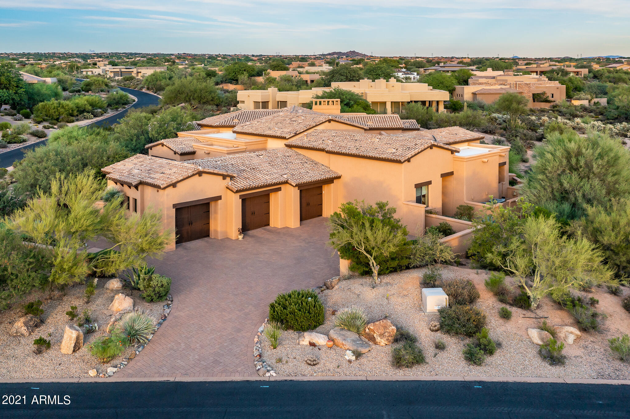 DESERT MOUNTAIN - Residential