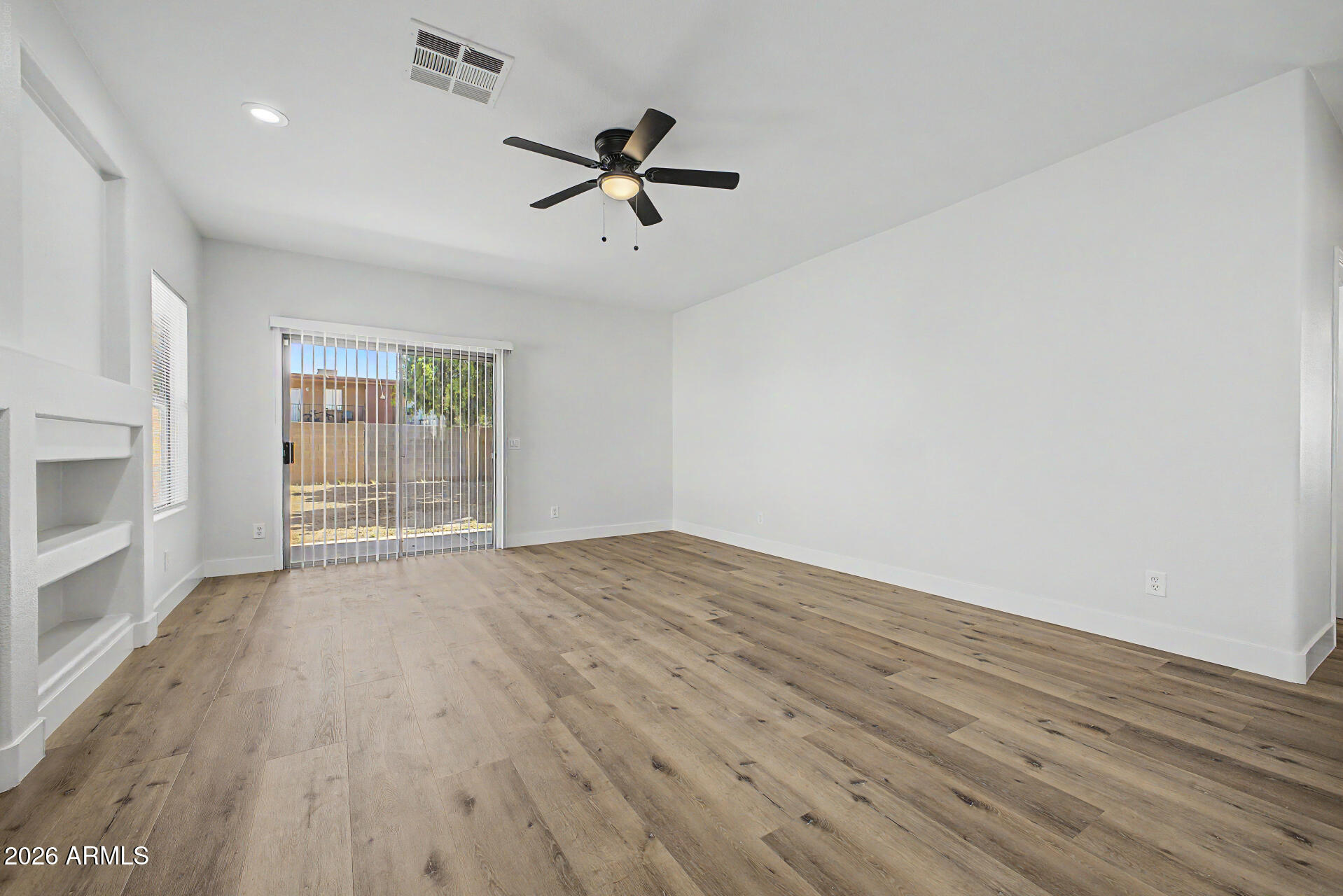 MANDALAY - Residential