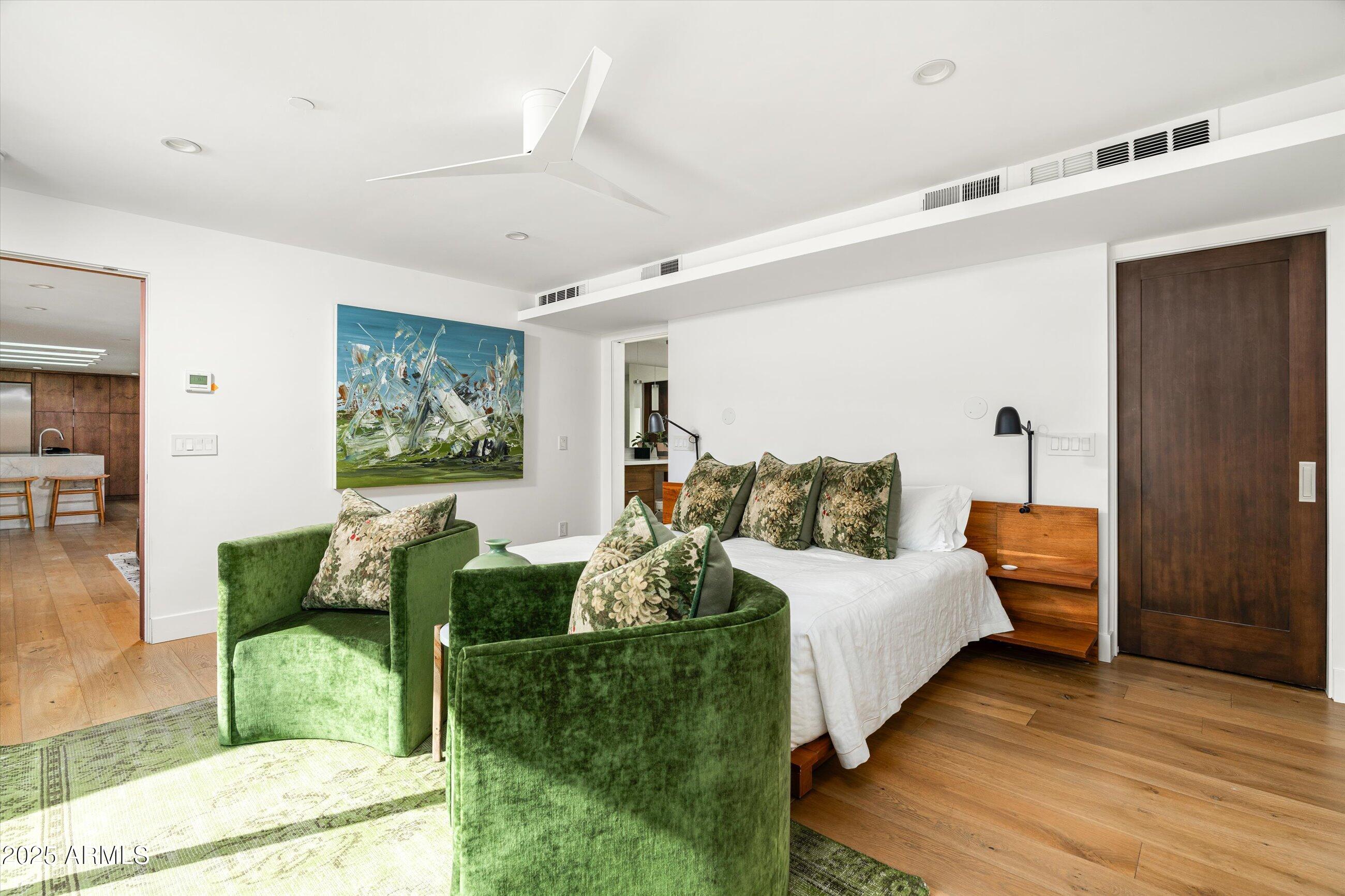 STONEVIEW - Residential