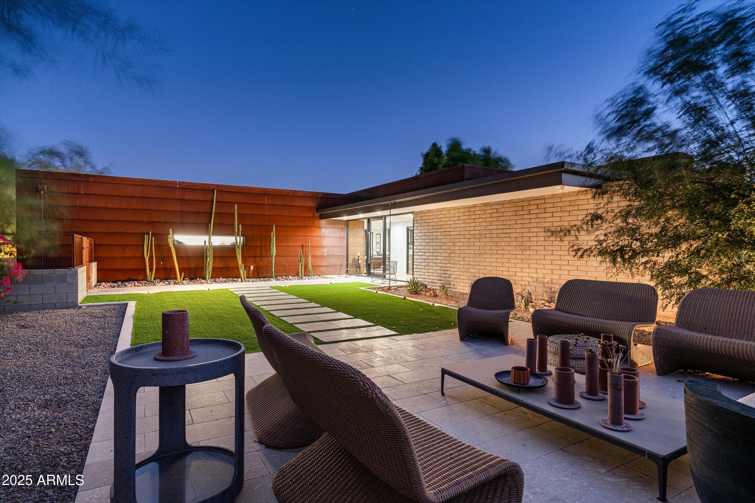STONEVIEW - Residential