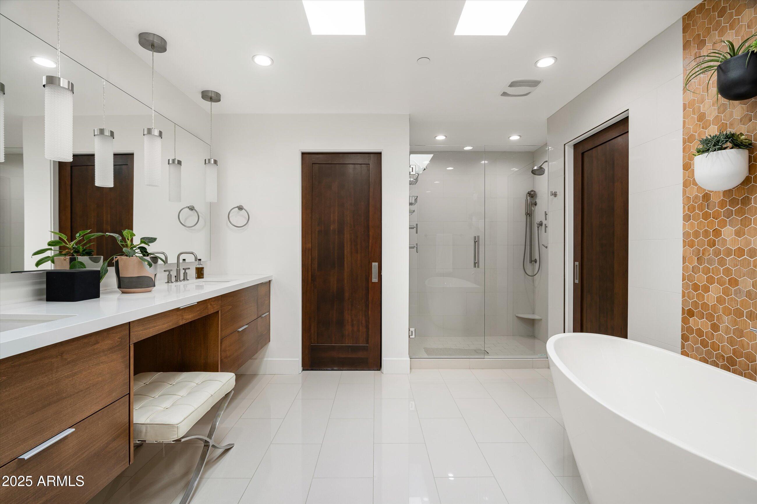 STONEVIEW - Residential