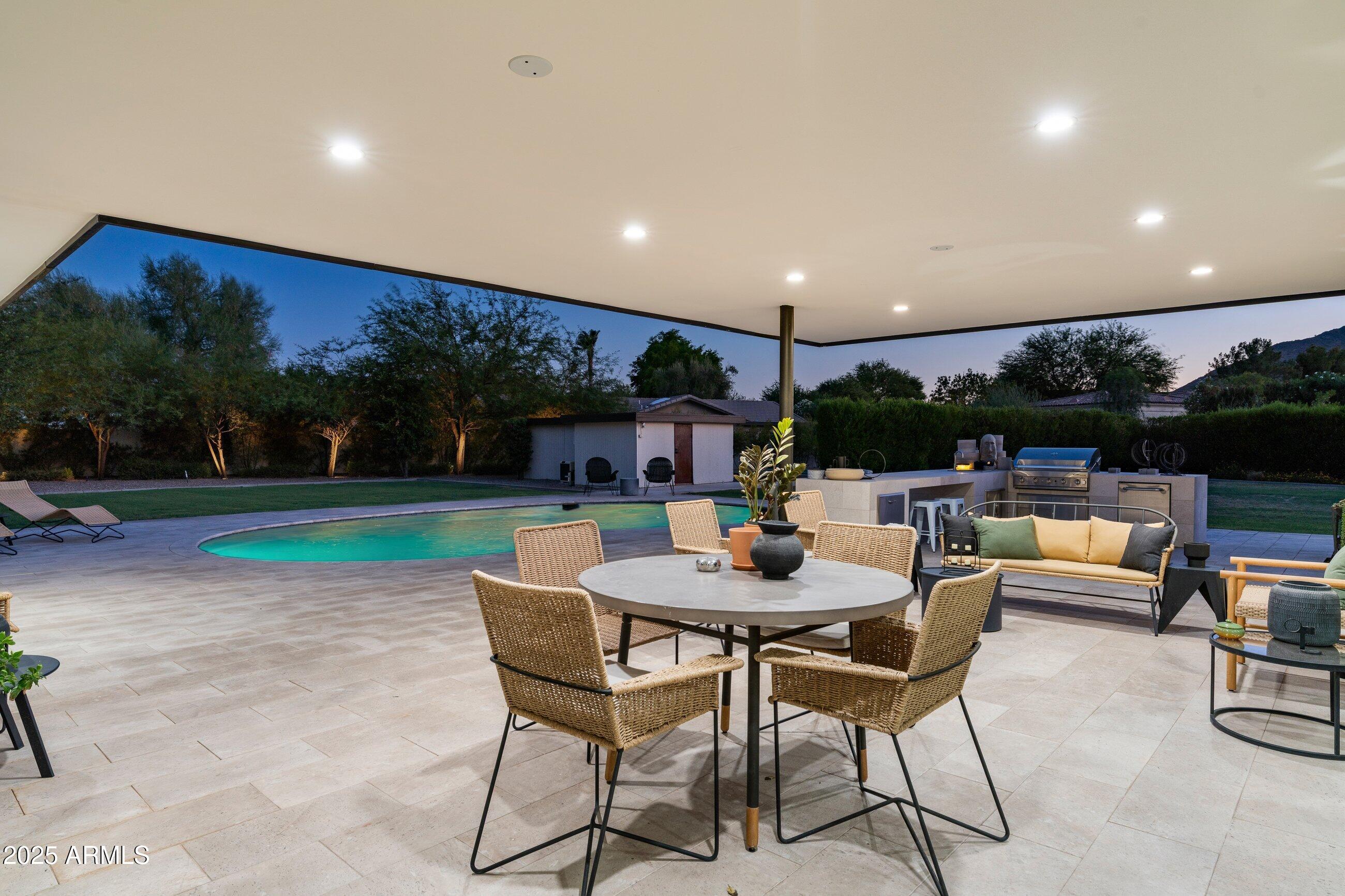 STONEVIEW - Residential