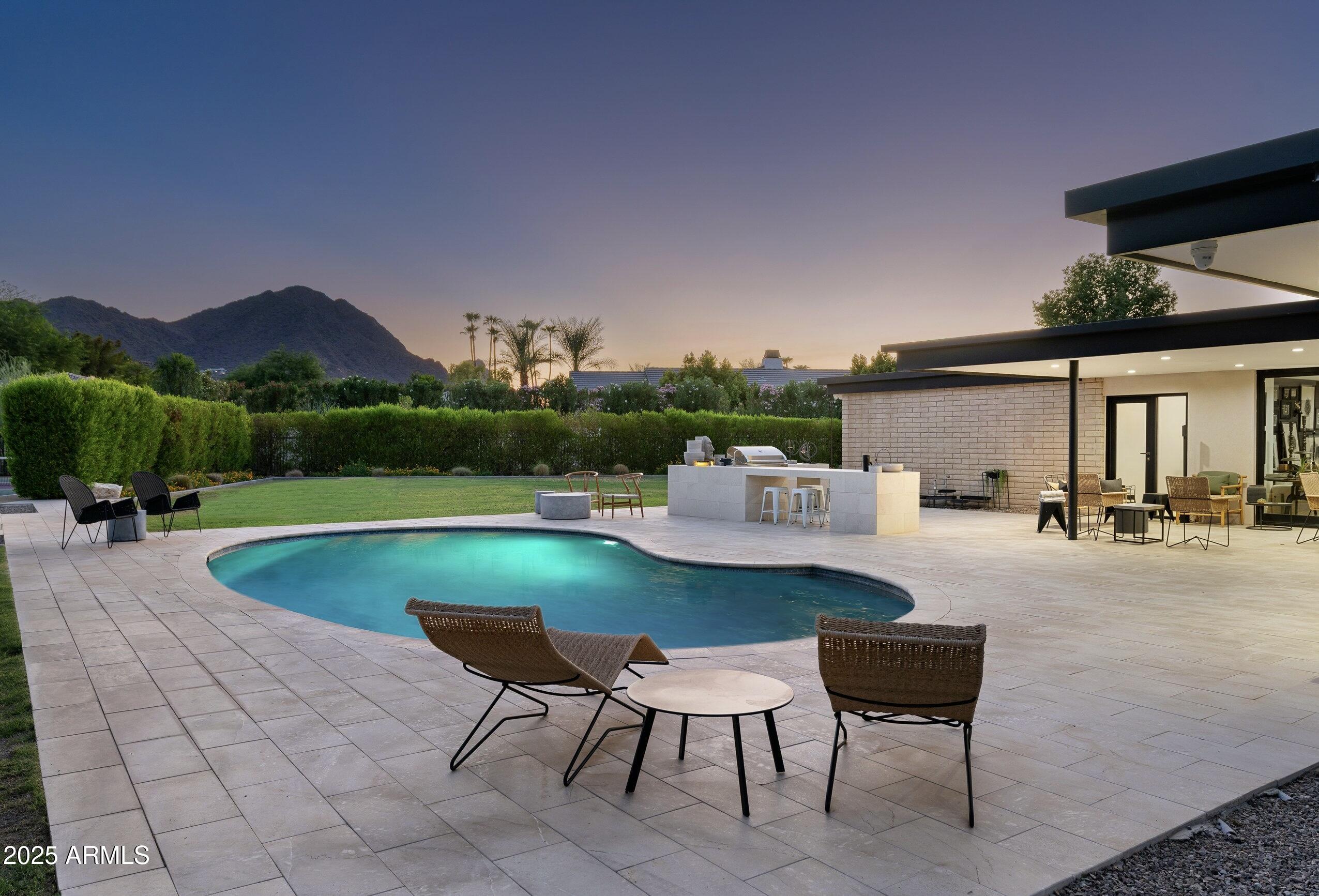 STONEVIEW - Residential