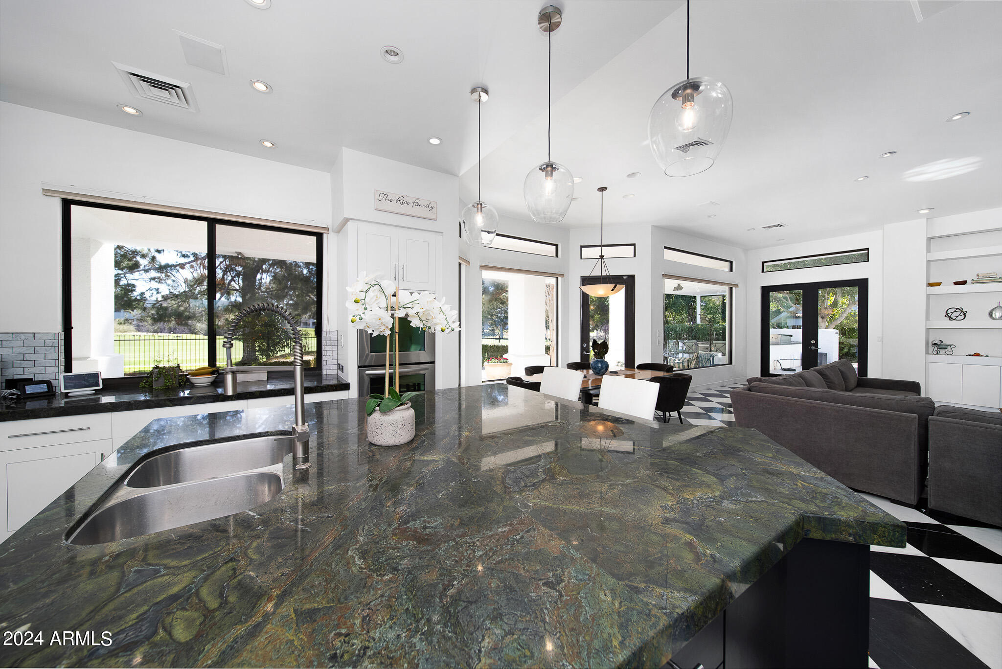 BILTMORE CIRCLE ESTATES - Residential