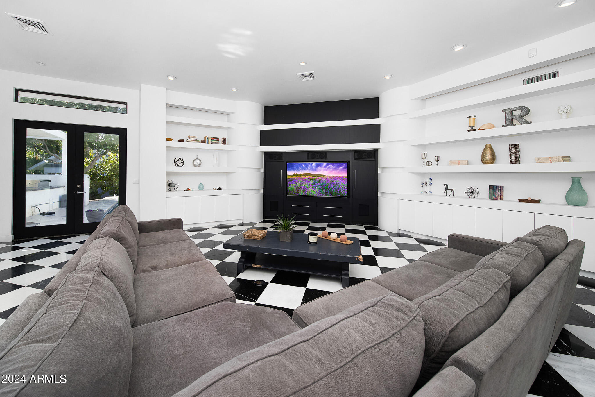 BILTMORE CIRCLE ESTATES - Residential