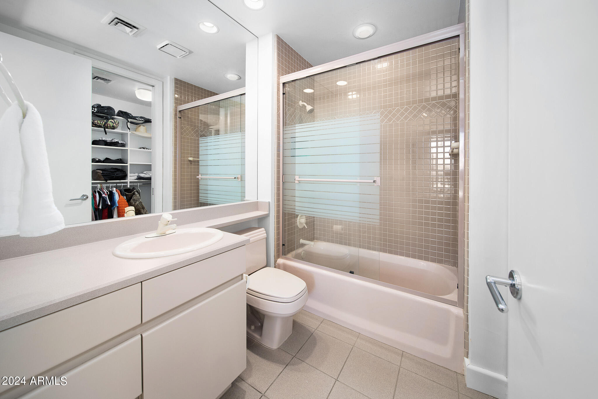 BILTMORE CIRCLE ESTATES - Residential
