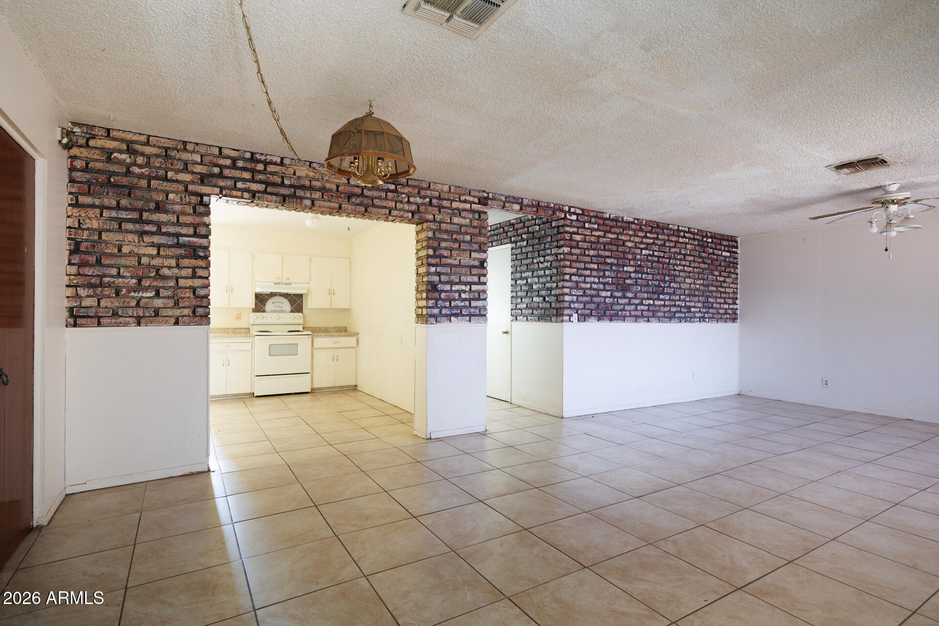 HO-HO-KAM ESTATES AMD - Residential