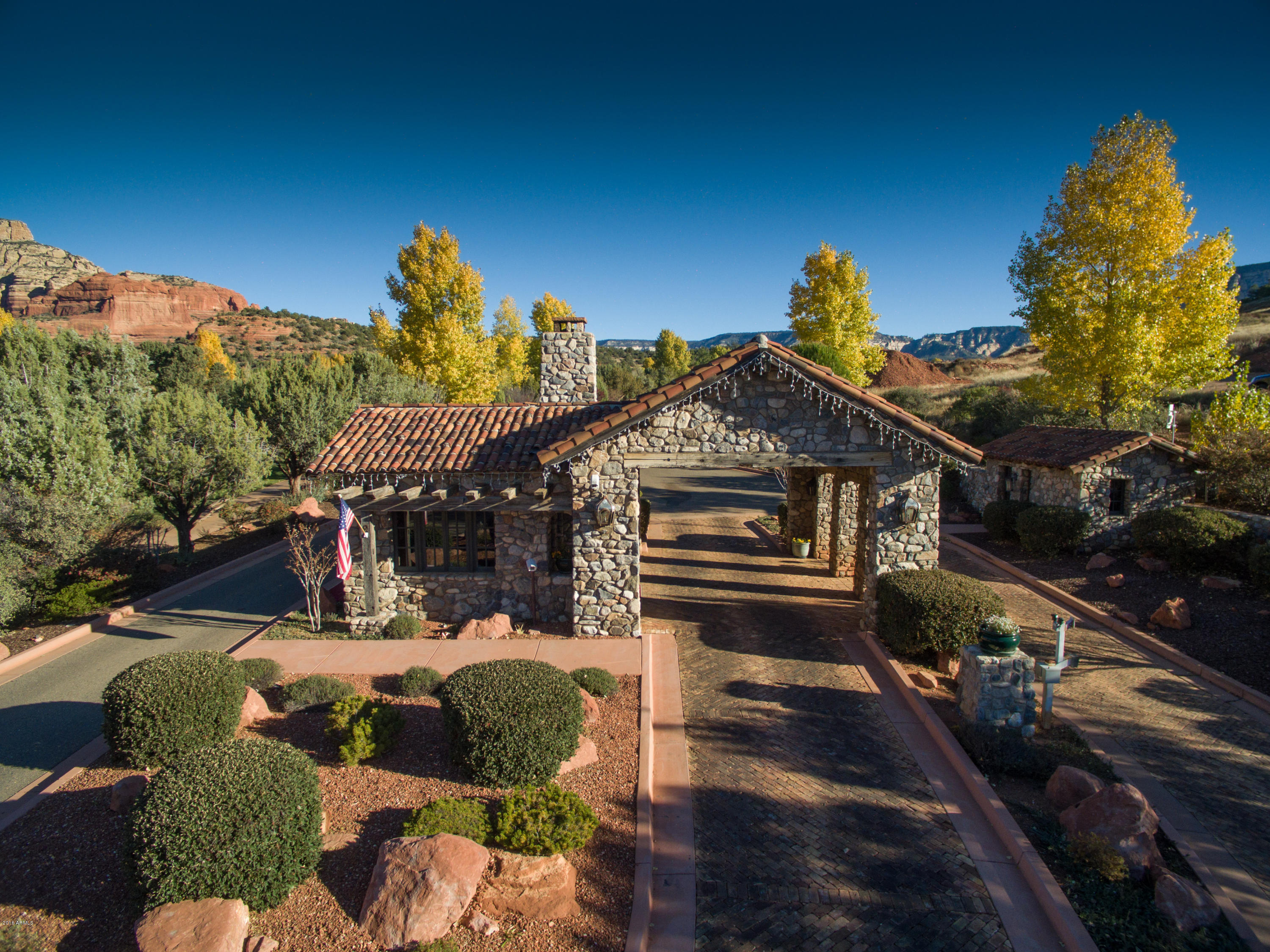 Seven Canyons - Residential