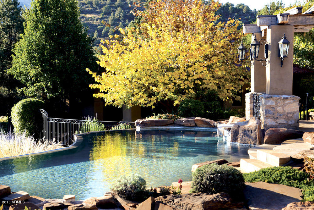 Seven Canyons - Residential