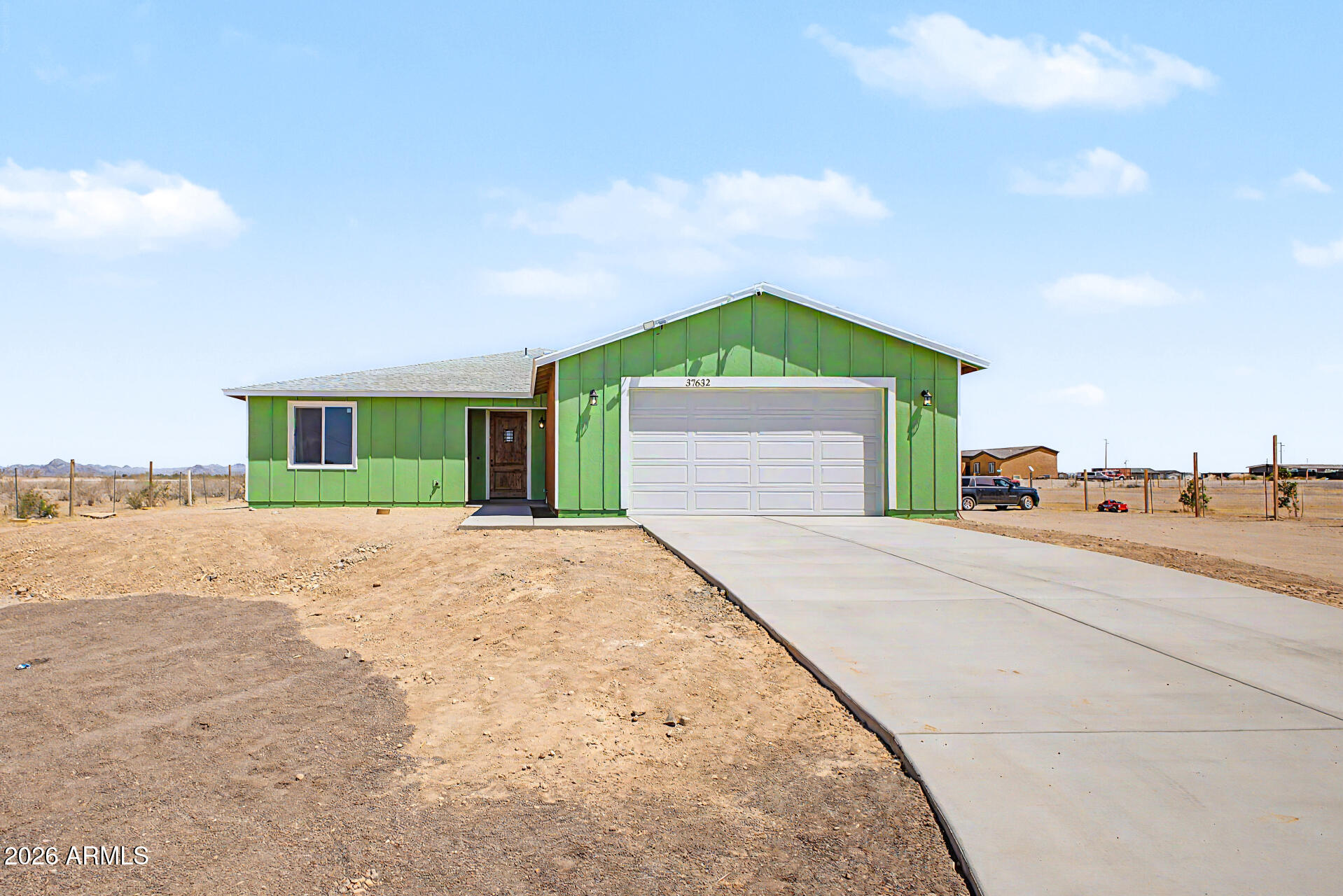 SADDLE VISTA - Residential