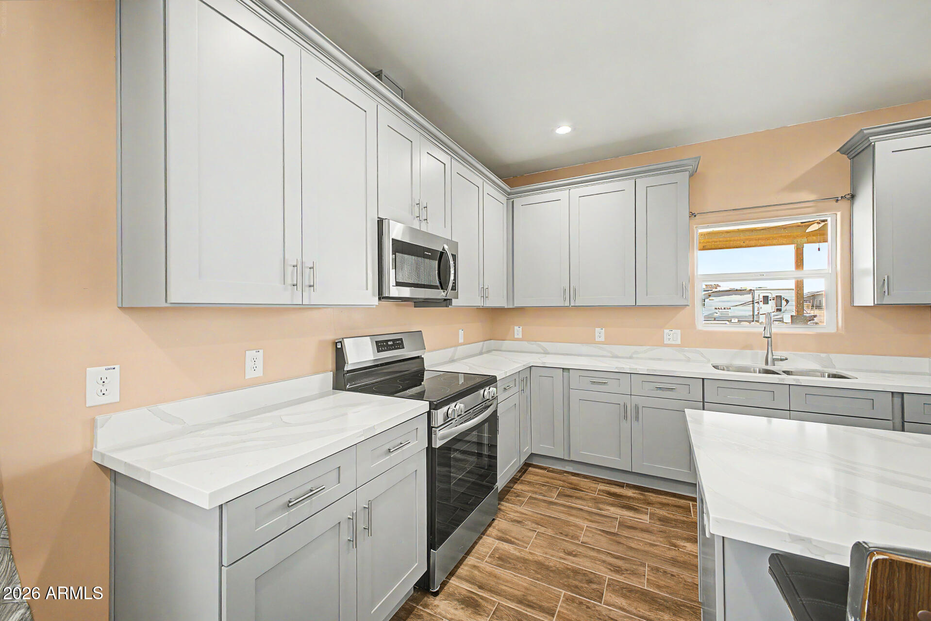 SADDLE VISTA - Residential