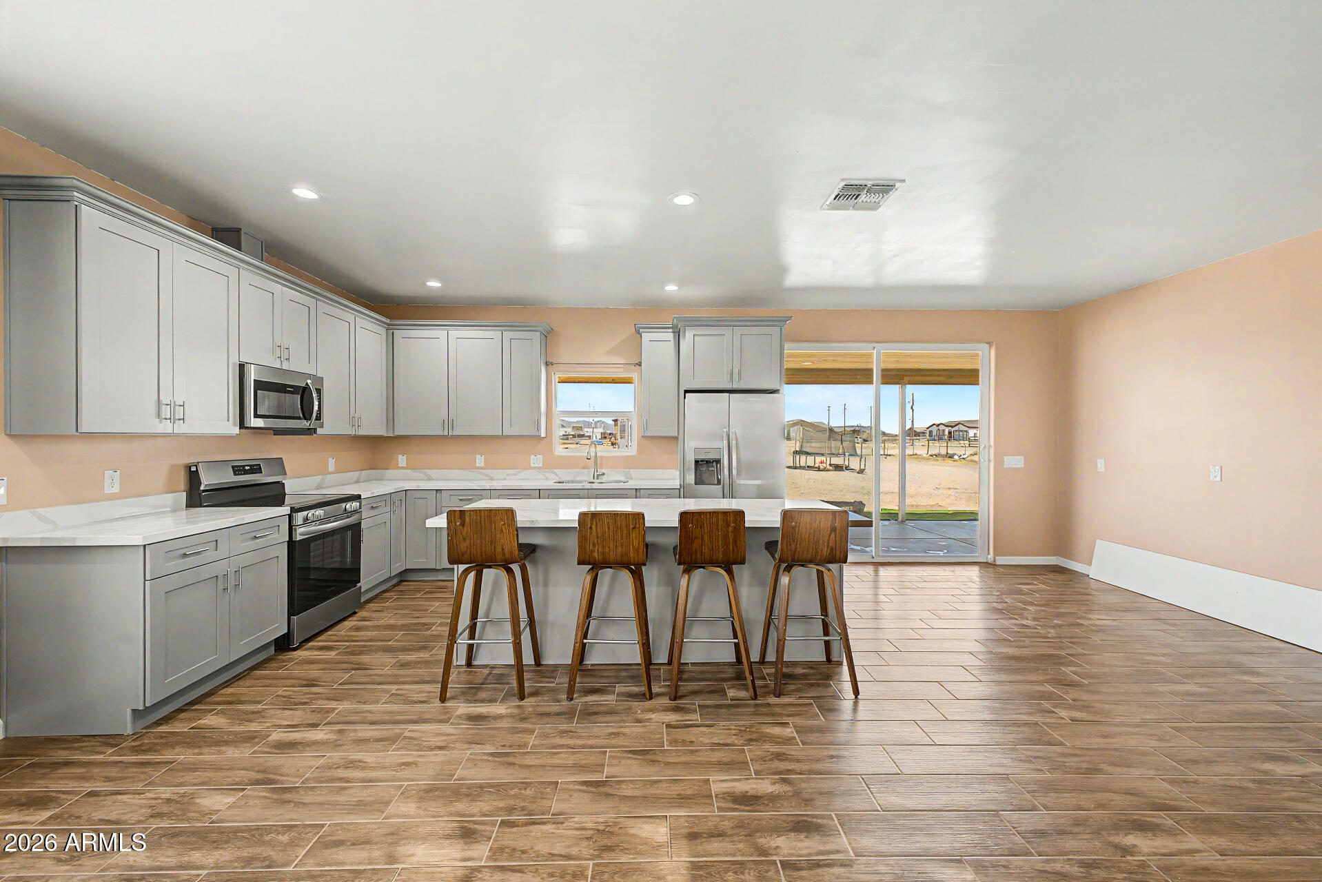 SADDLE VISTA - Residential