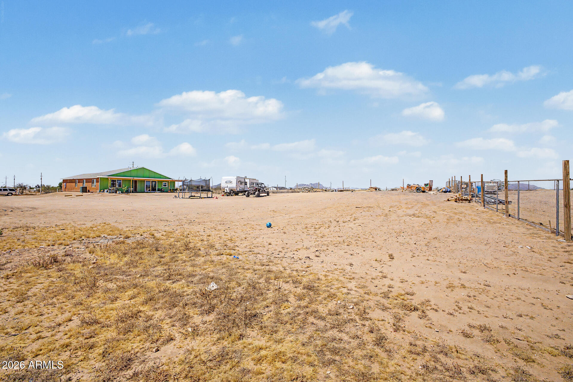 SADDLE VISTA - Residential