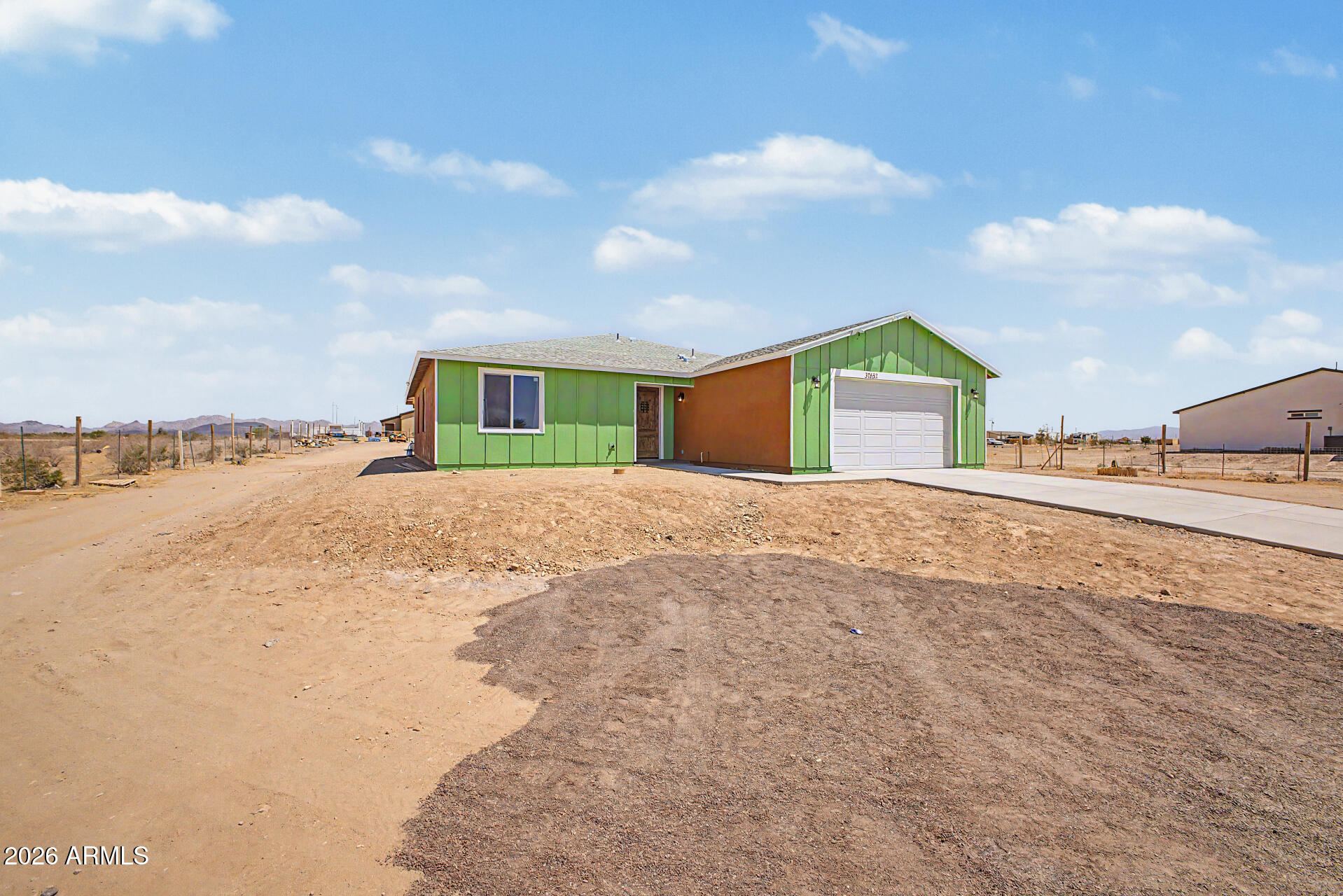 SADDLE VISTA - Residential