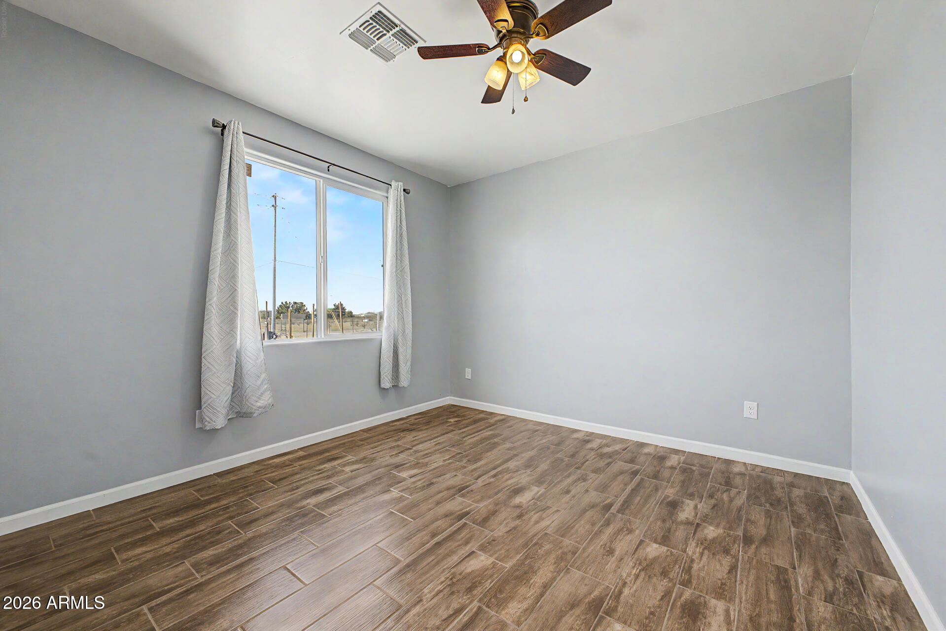SADDLE VISTA - Residential