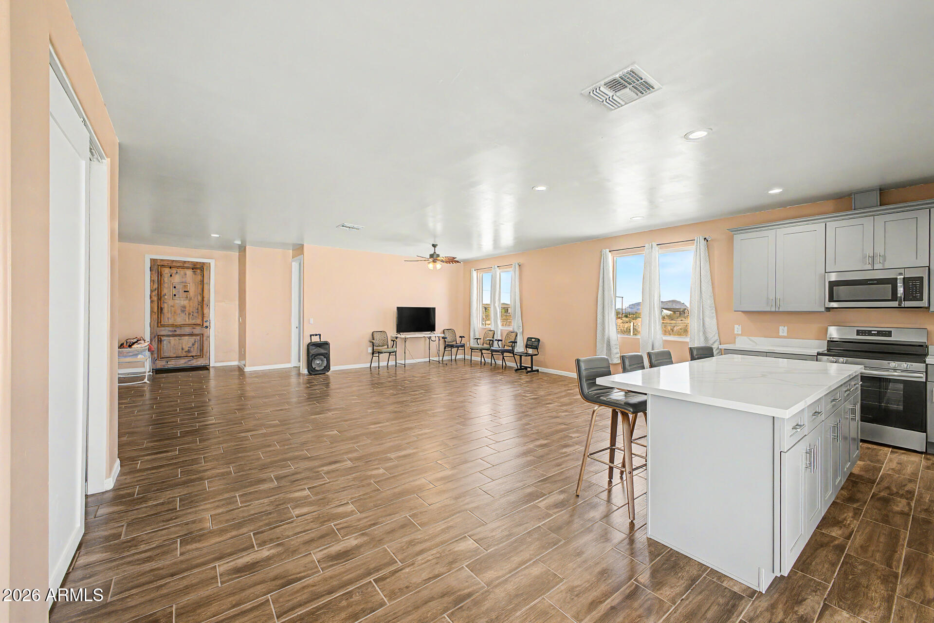 SADDLE VISTA - Residential