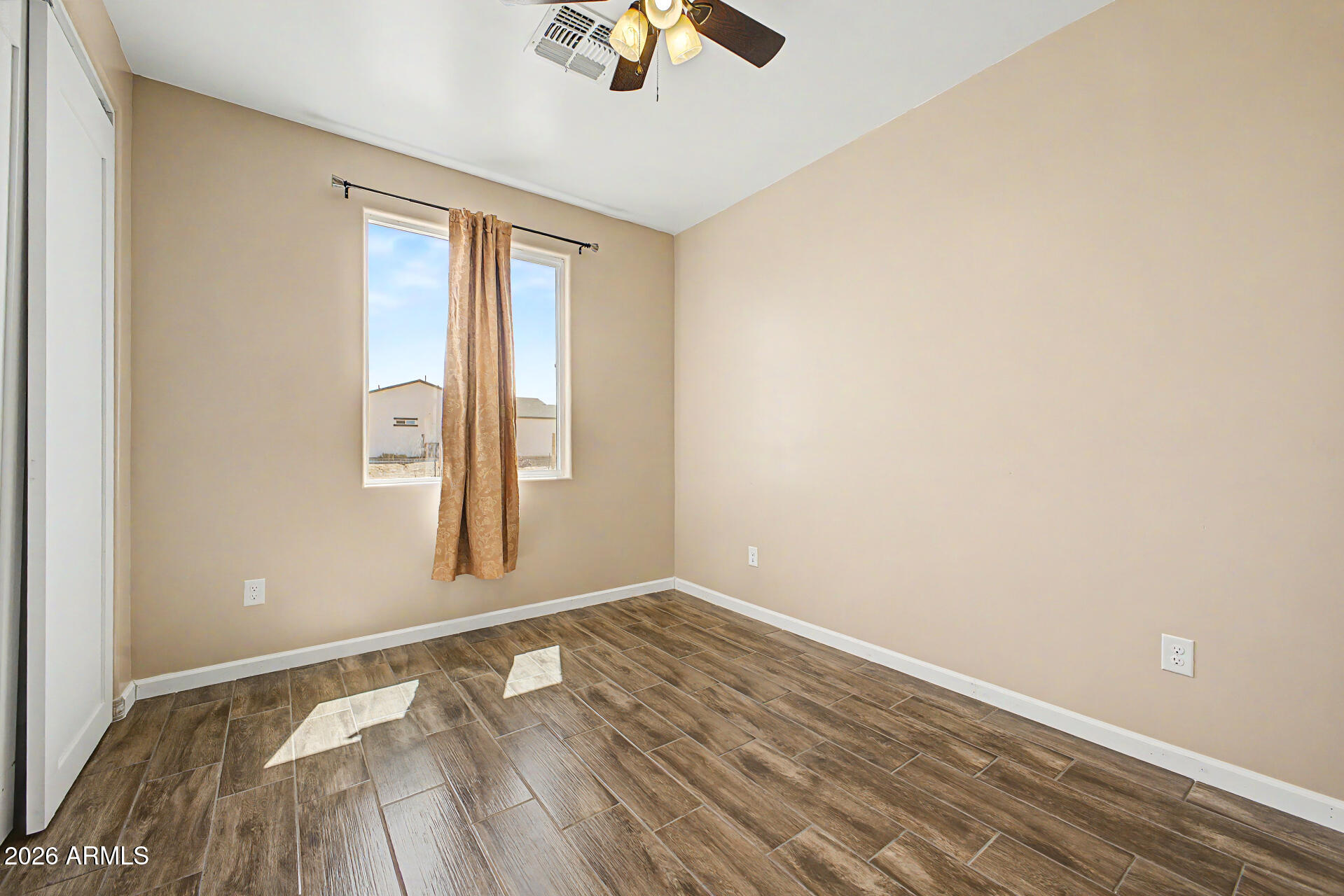 SADDLE VISTA - Residential
