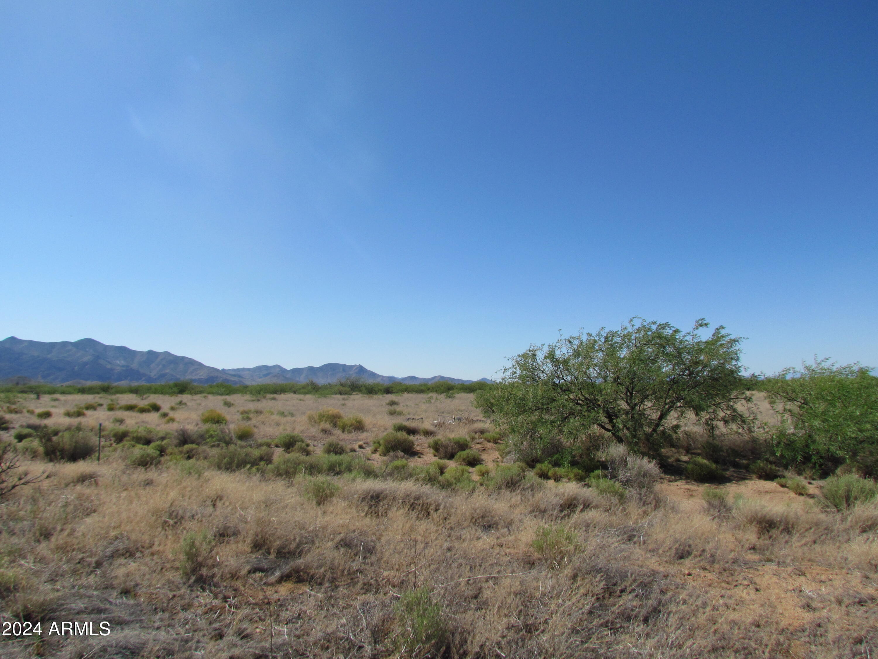 ARIZ SUN SITES 4 - Land