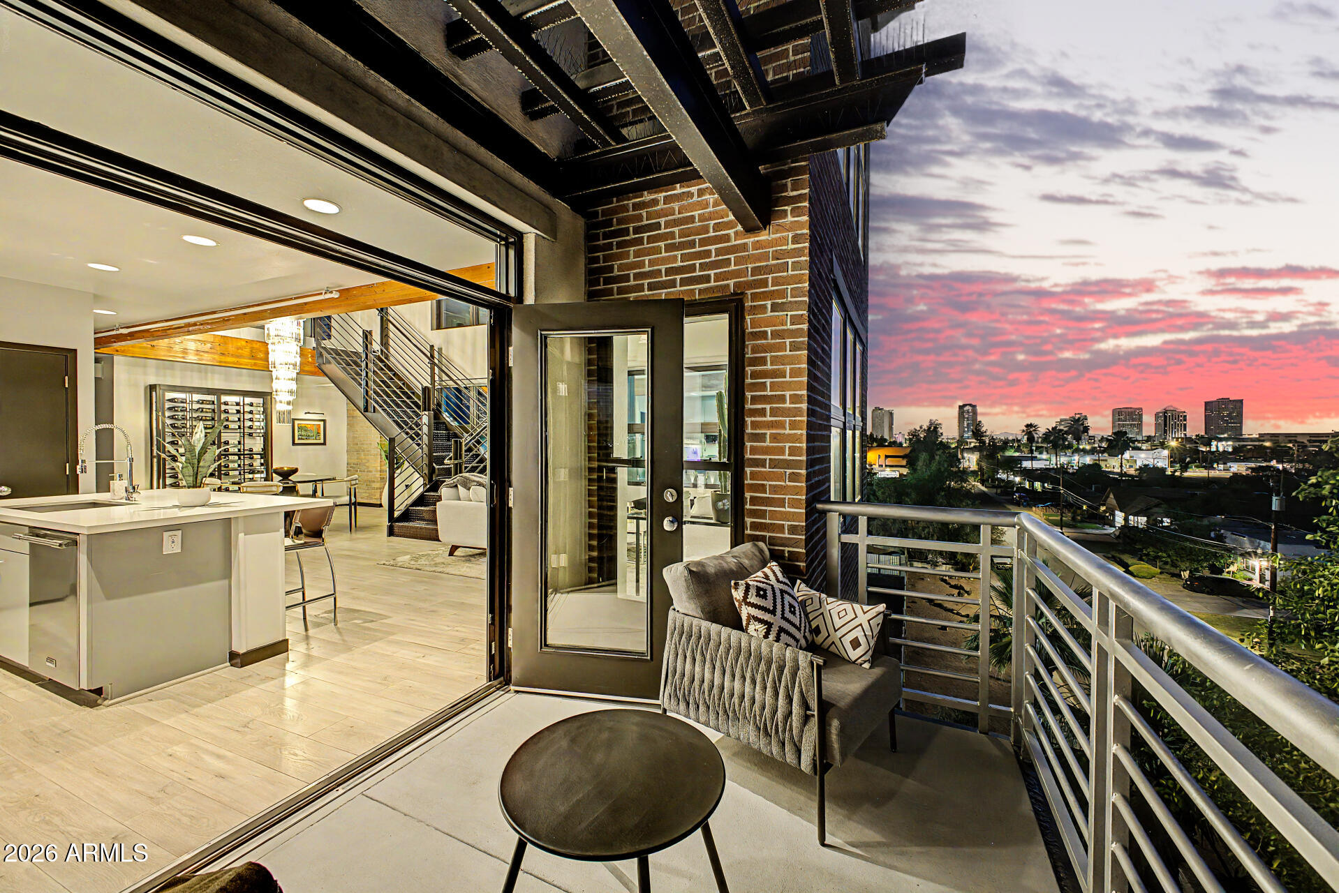 ARTISAN LOFTS CONDOMINIUM - Residential