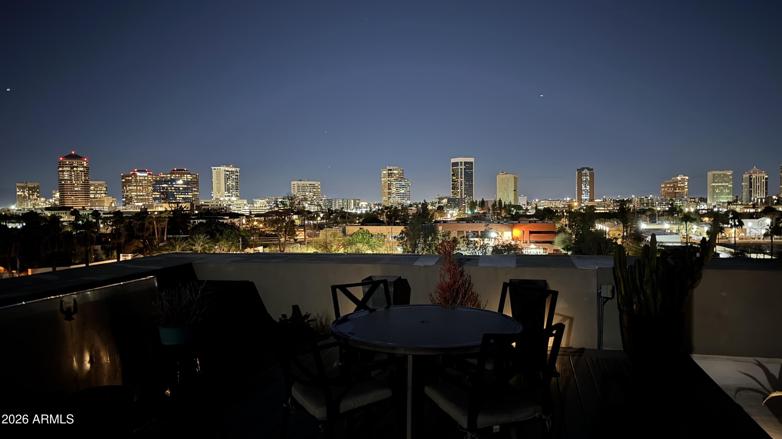 ARTISAN LOFTS CONDOMINIUM - Residential