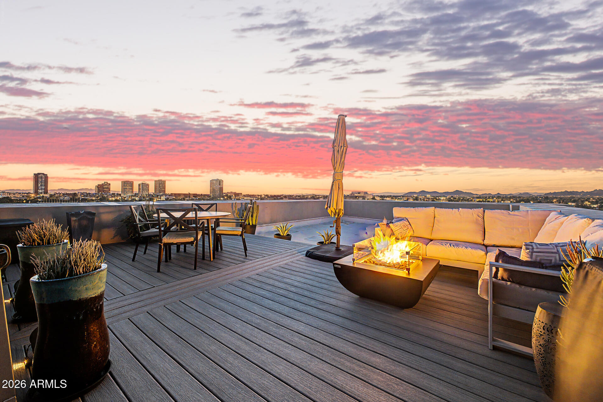 ARTISAN LOFTS CONDOMINIUM - Residential
