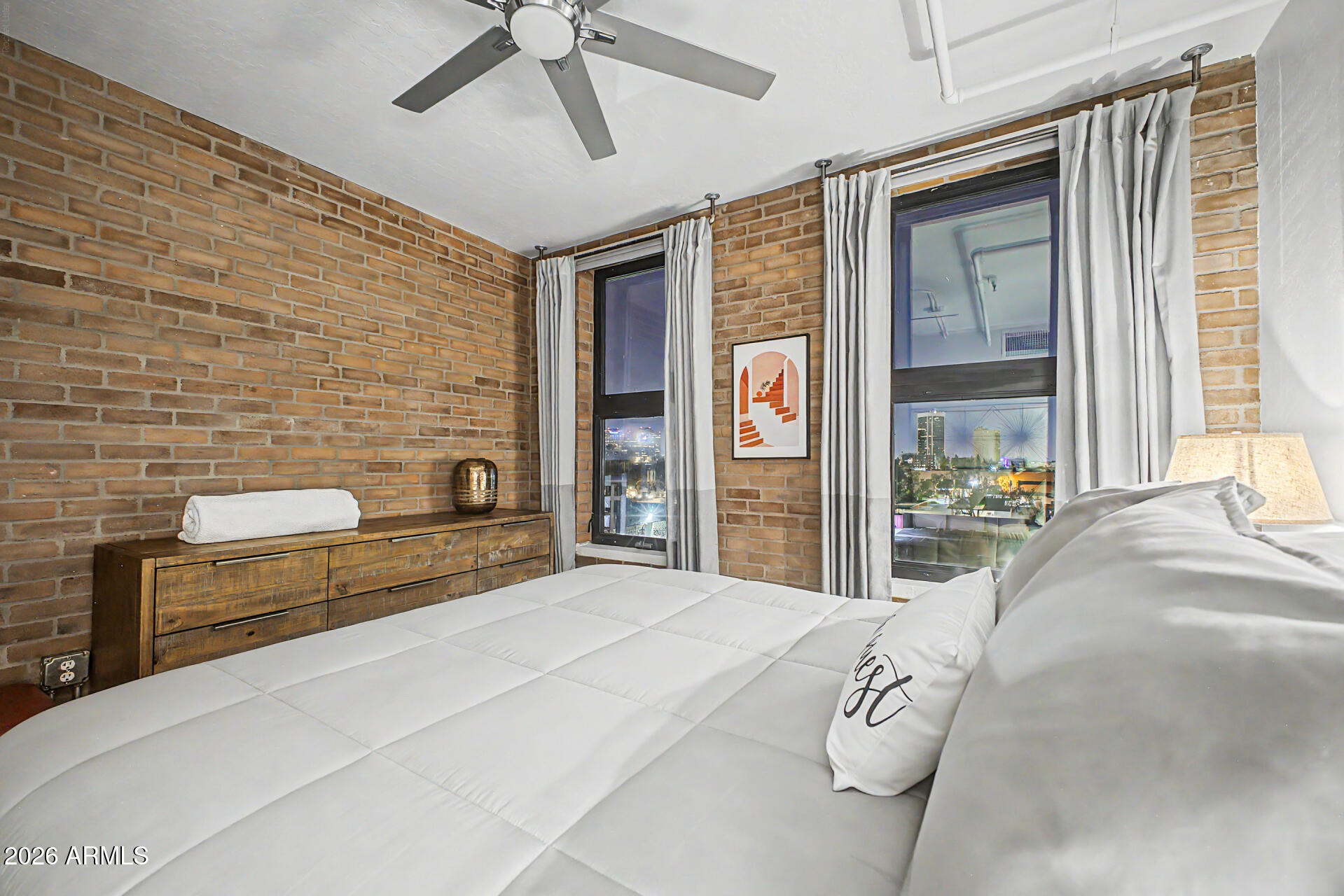 ARTISAN LOFTS CONDOMINIUM - Residential